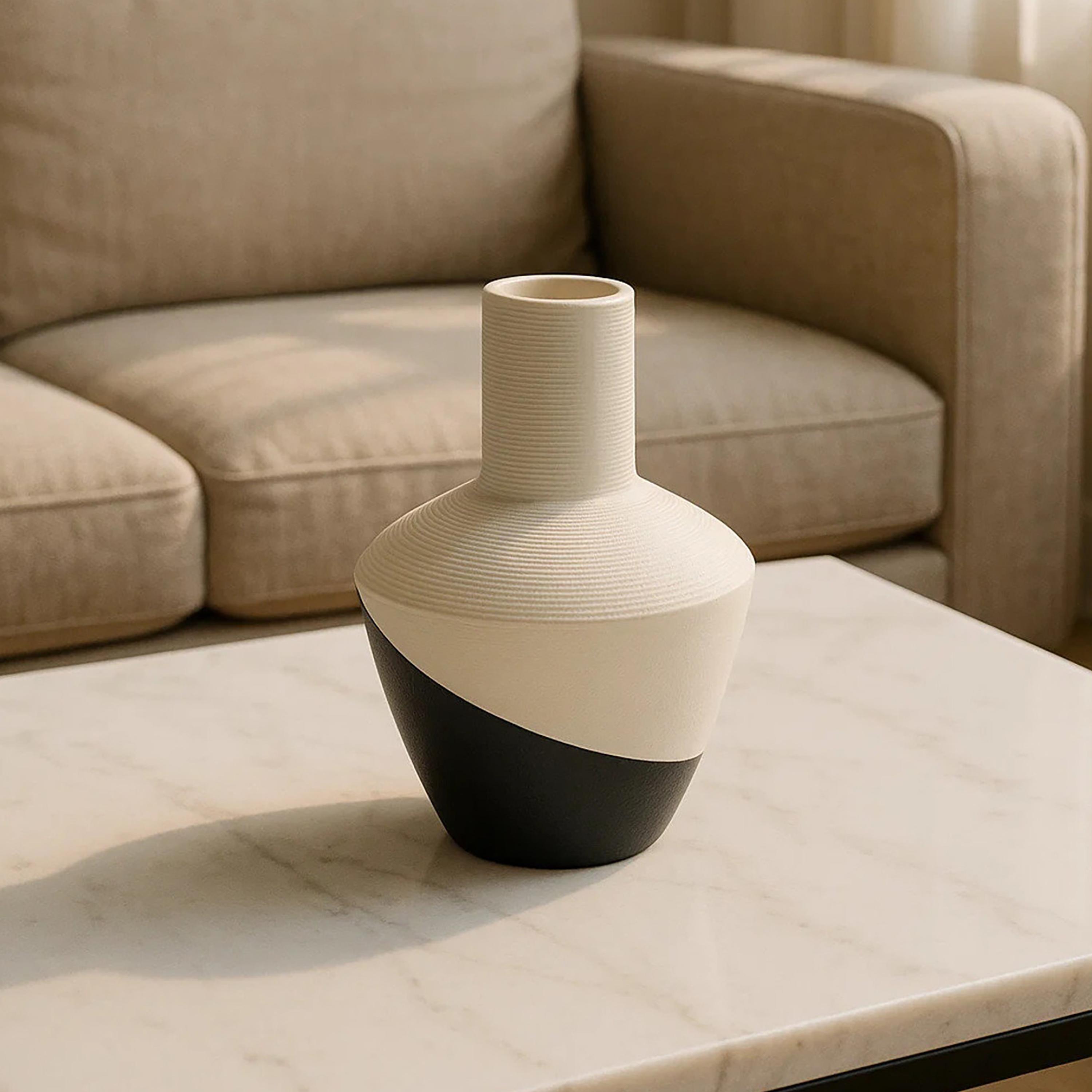 مزهرية سيراميك متعددة الألوان من ماريا هومز-household-decor-vasesandbowls-image-1
