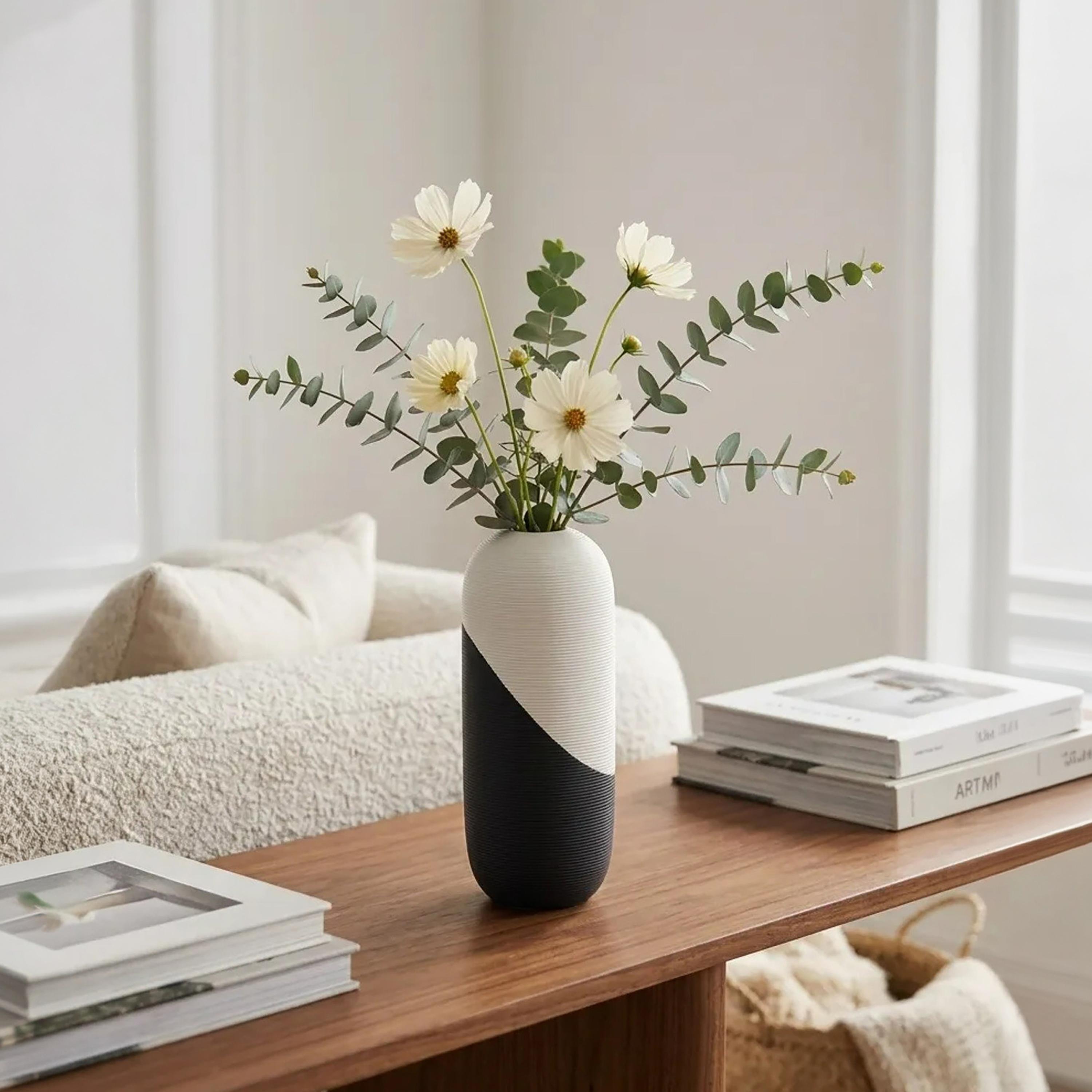 مزهرية مضلعة متعددة الألوان من ماريا هومز-household-decor-vasesandbowls-image-1