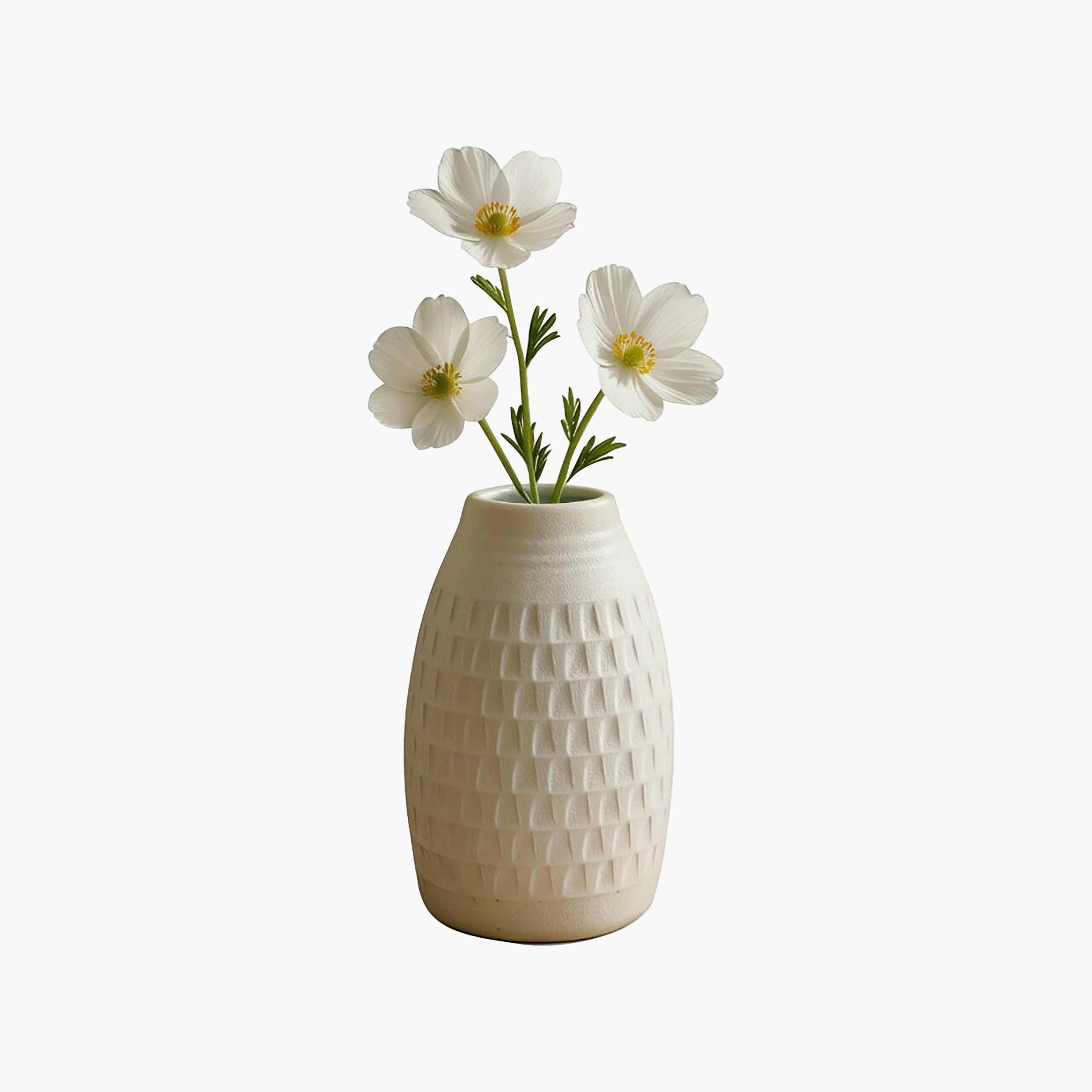 مزهرية بملمس بارز من ماريا هومز-household-decor-vasesandbowls-image-5