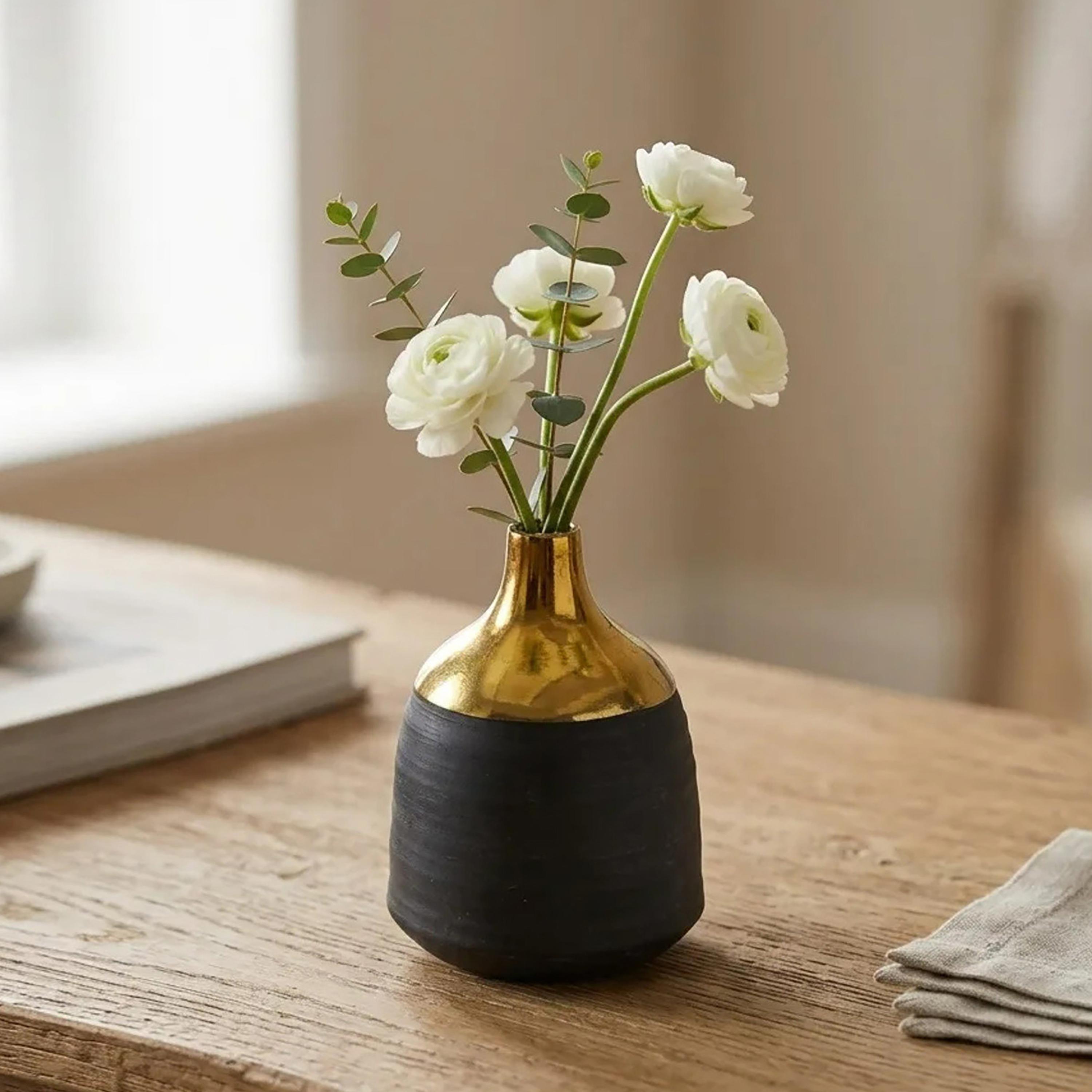 مزهرية بملمس بارز متعددة الألوان من ماريا هومز-household-decor-vasesandbowls-image-1