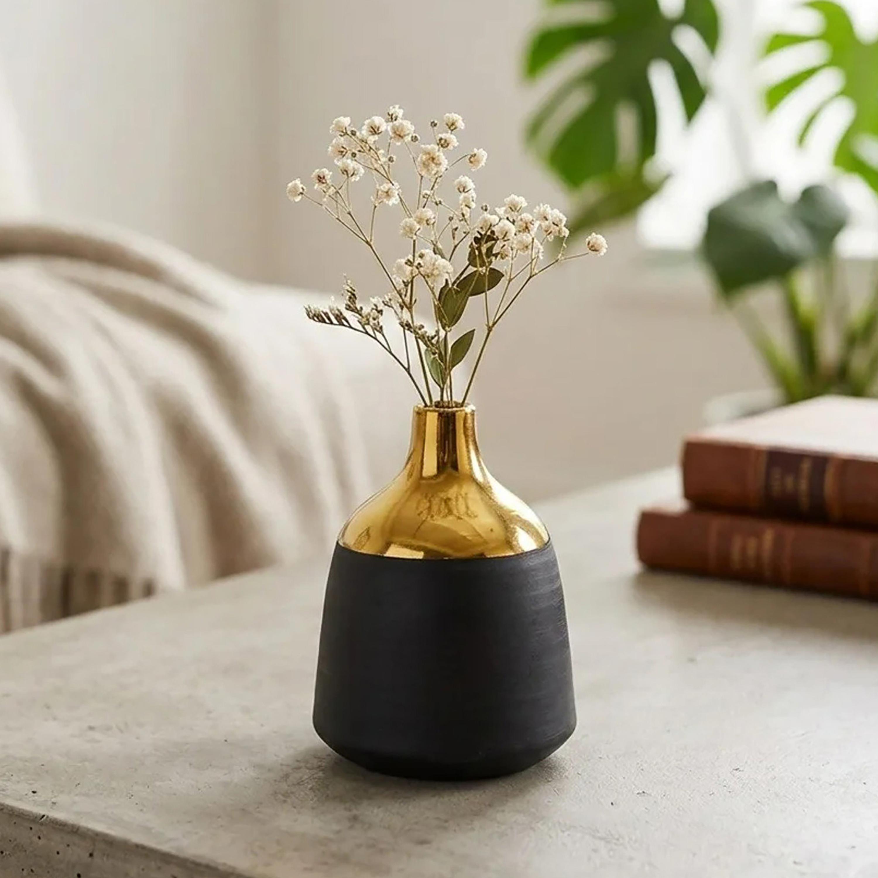 مزهرية بملمس بارز متعددة الألوان من ماريا هومز-household-decor-vasesandbowls-image-3