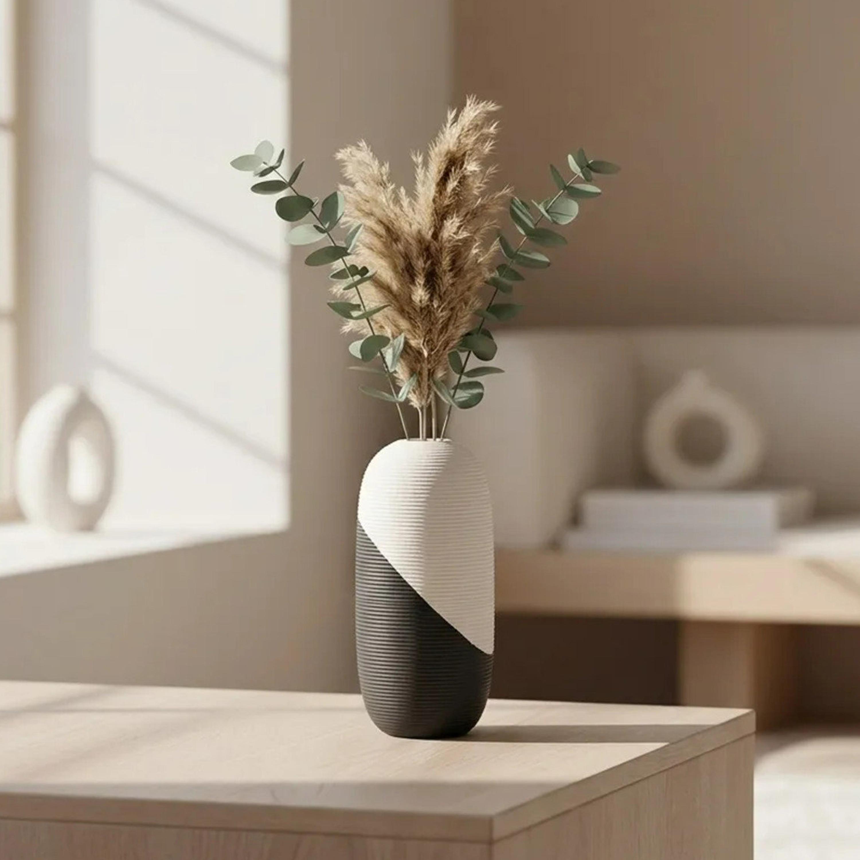 مزهرية مضلعة متعددة الألوان من ماريا هومز-household-decor-vasesandbowls-image-2