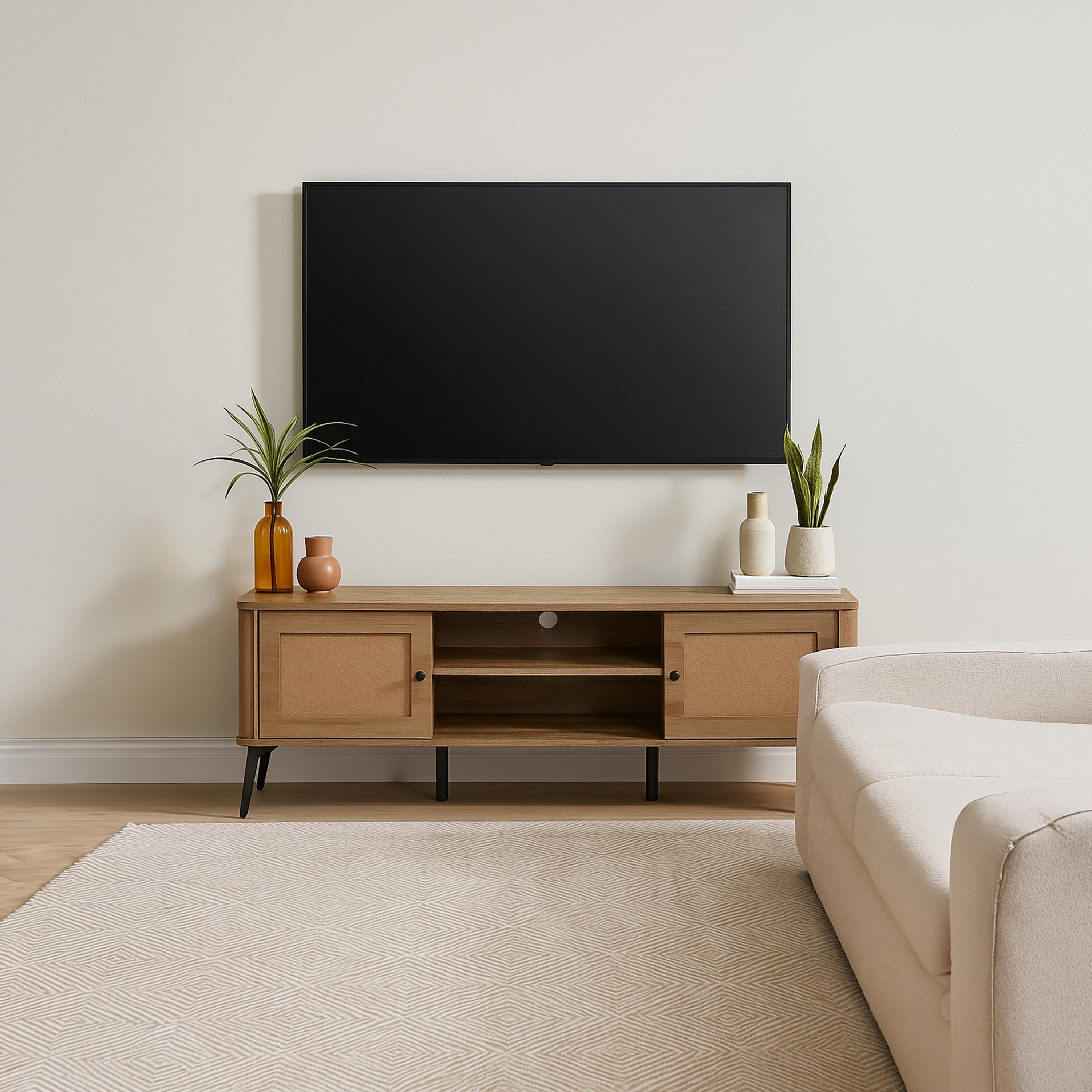 طاولة تلفزيون خشبية بدرجين ورفين من ماريا هومز-furniture-livingroom-tvandmediaunits-image-3