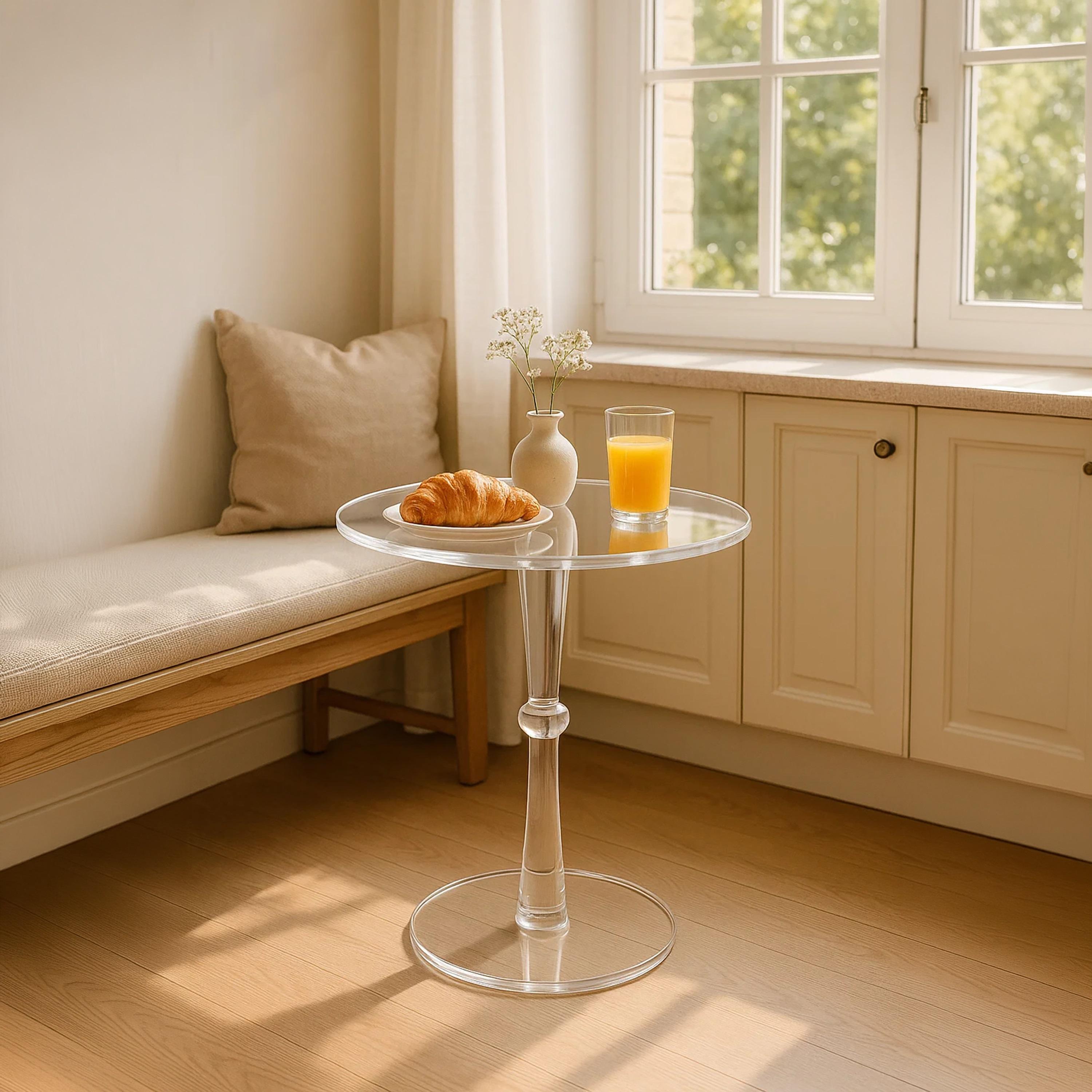 طاولة جانبية خشبية بقاعدة مجسمة من ماريا هومز-furniture-livingroom-sideandendtables-image-2