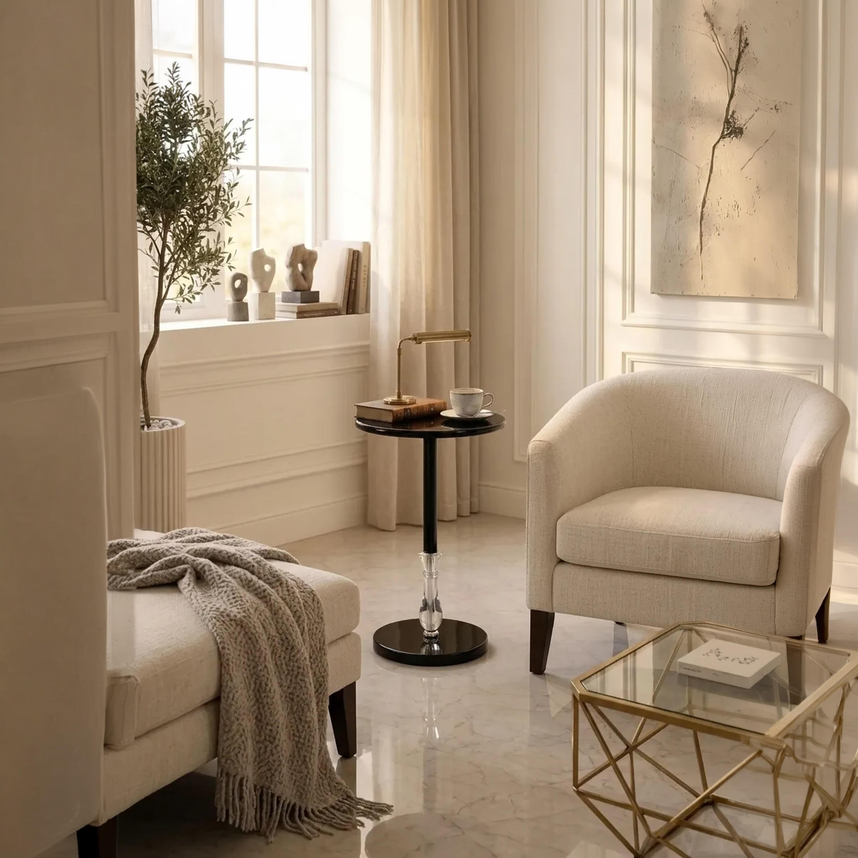 طاولة جانبية خشبية بقاعدة مجسمة من ماريا هومز-furniture-livingroom-sideandendtables-image-2