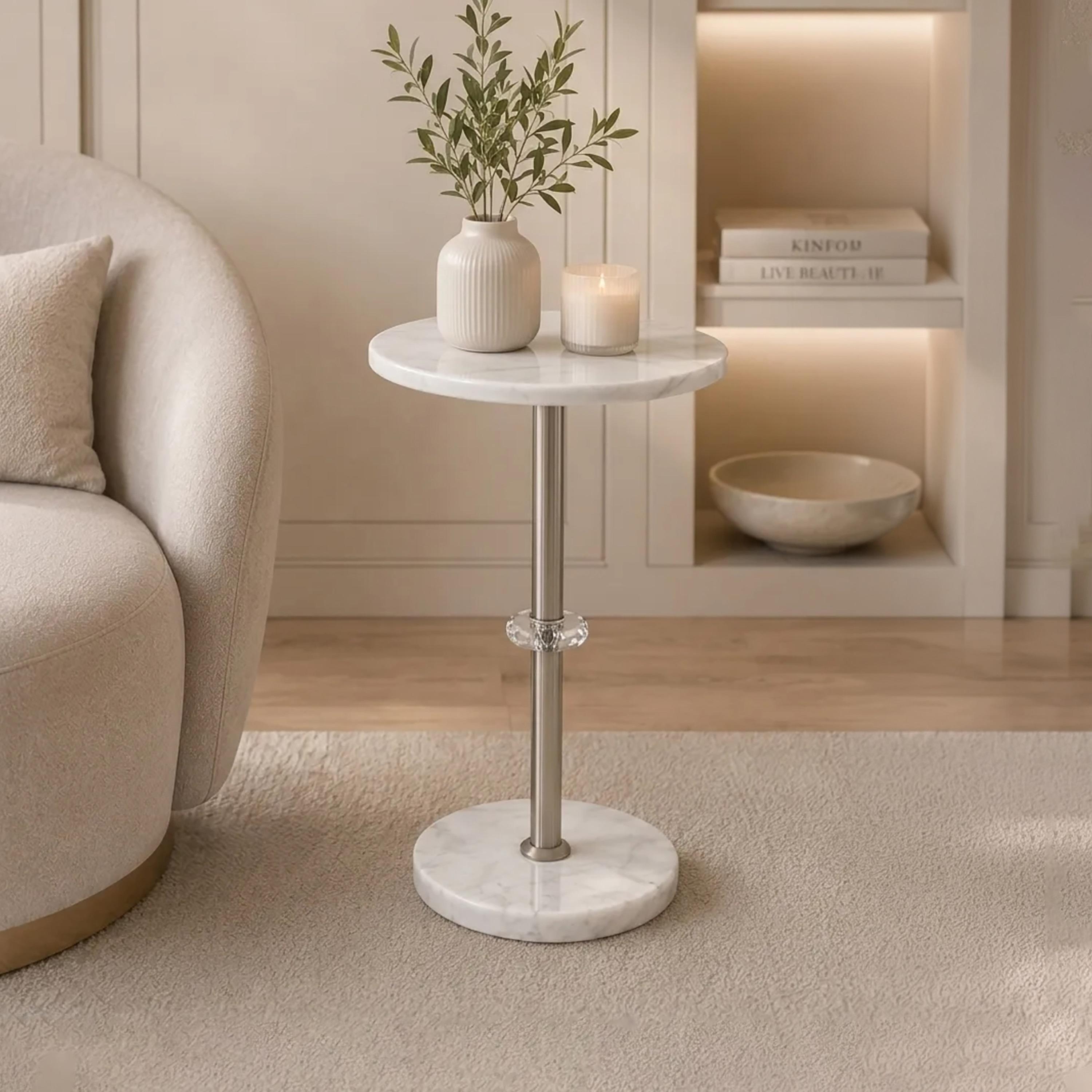 طاولة جانبية بقاعدة رخامية من ماريا هومز-furniture-livingroom-sideandendtables-image-1