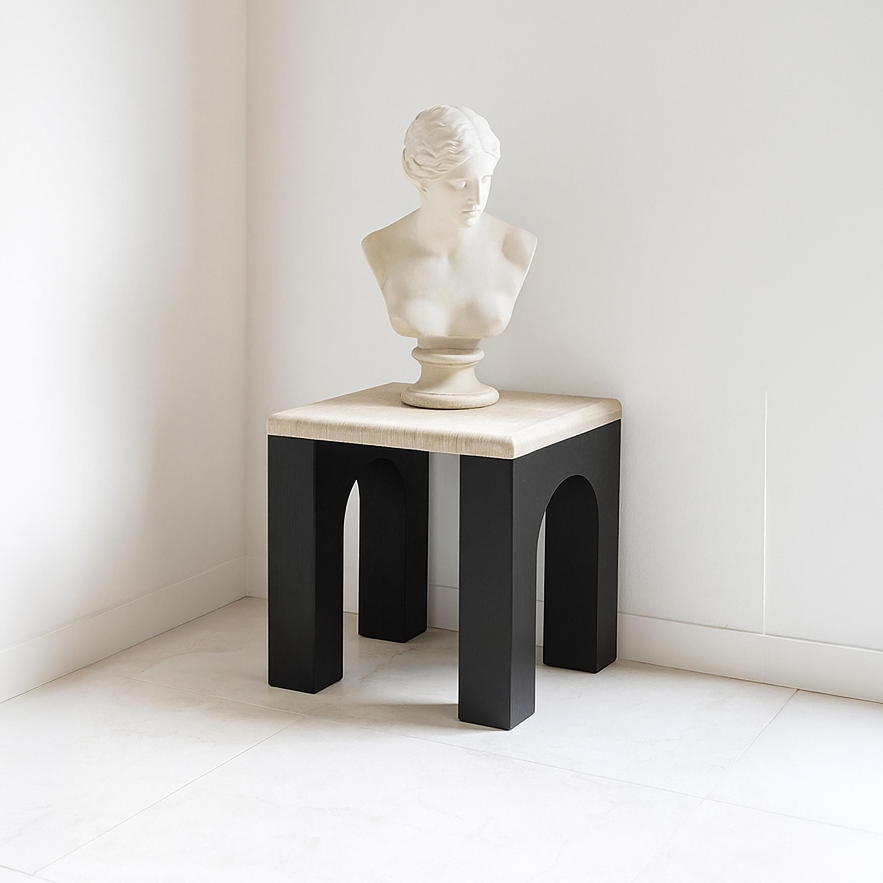طاولة جانبية خشبية بأربع قوائم من ماريا هومز-furniture-livingroom-sideandendtables-image-1