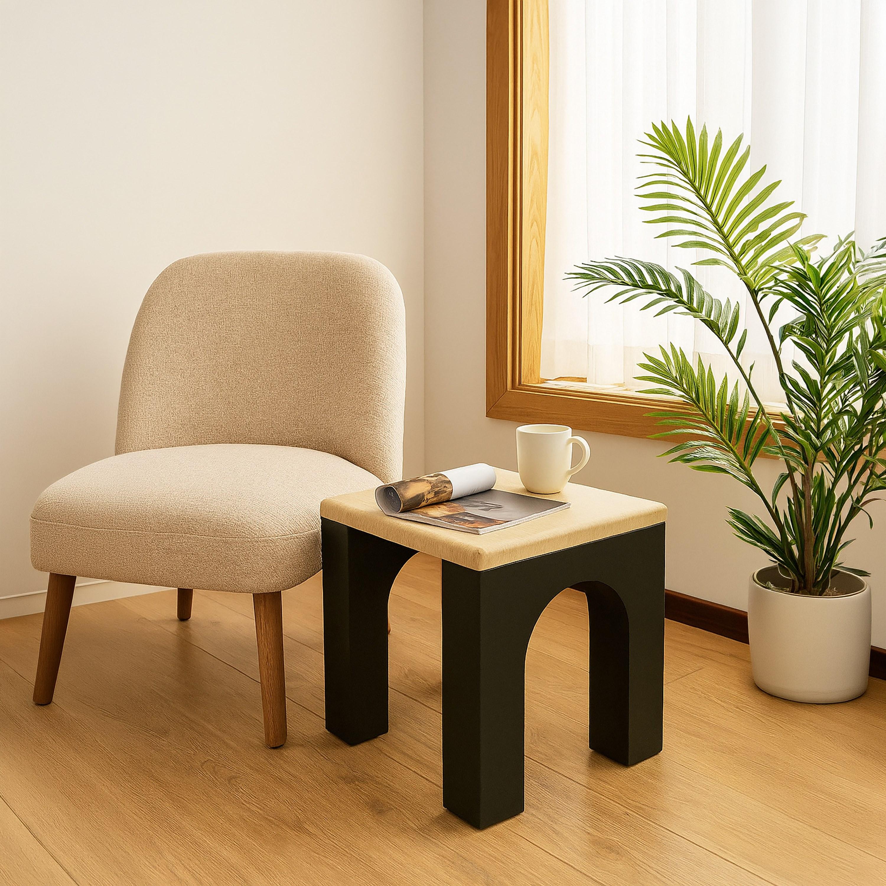 طاولة جانبية خشبية بأربع قوائم من ماريا هومز-furniture-livingroom-sideandendtables-image-3
