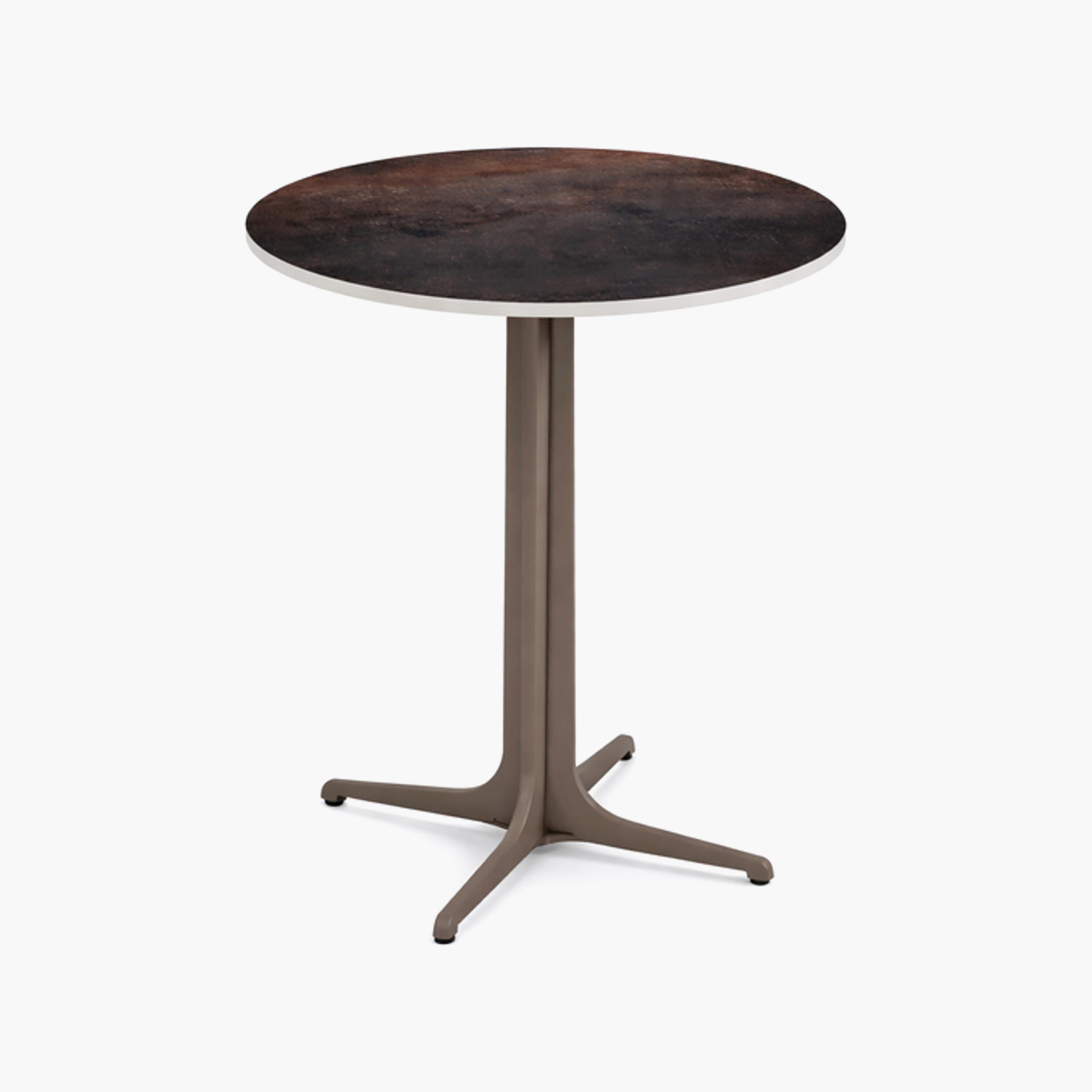 طاولة جانبية بقاعدة سيراميك من ماريا هومز-furniture-livingroom-sideandendtables-image-3