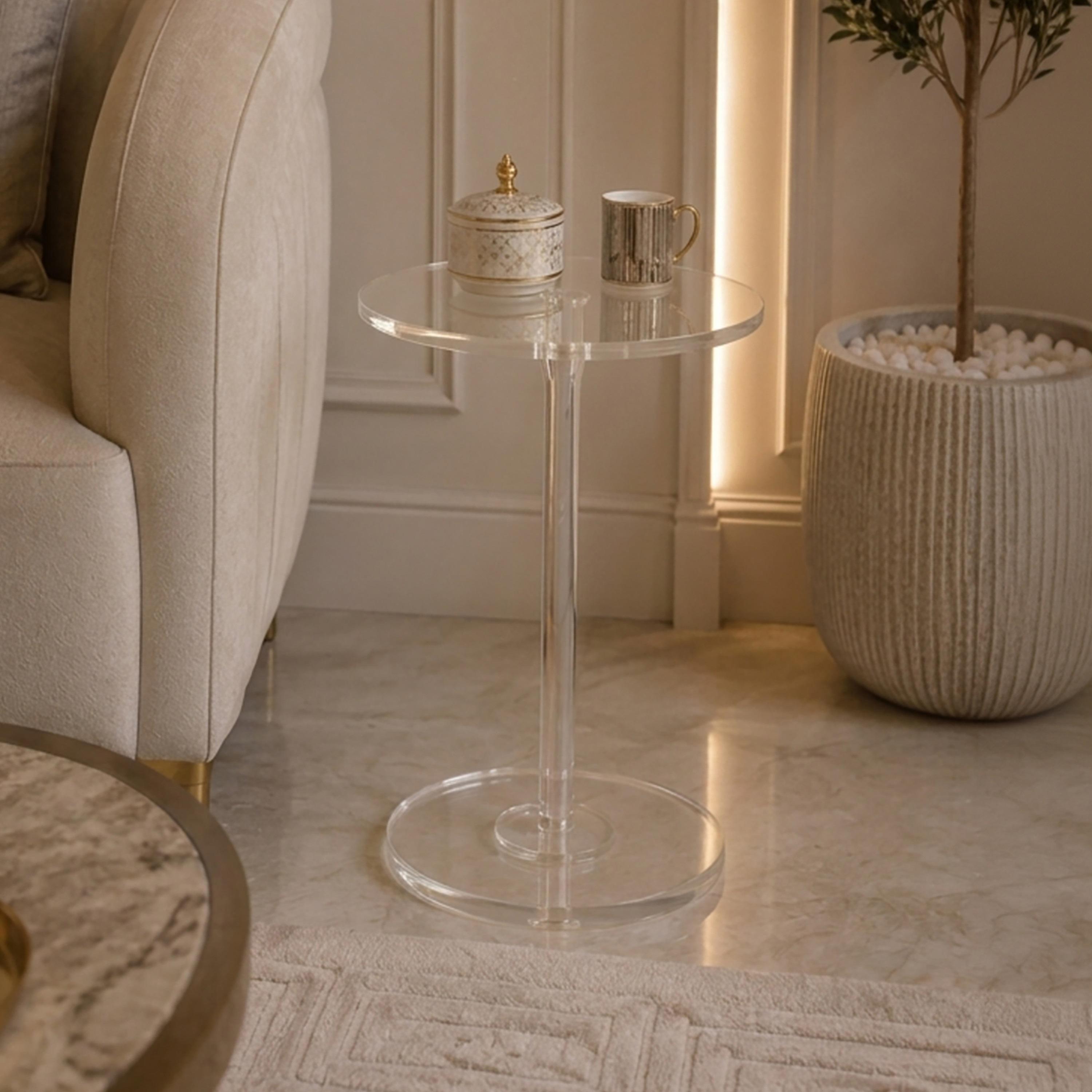 طاولة جانبية خشبية بقاعدة عمودية من ماريا هومز-furniture-livingroom-sideandendtables-image-1