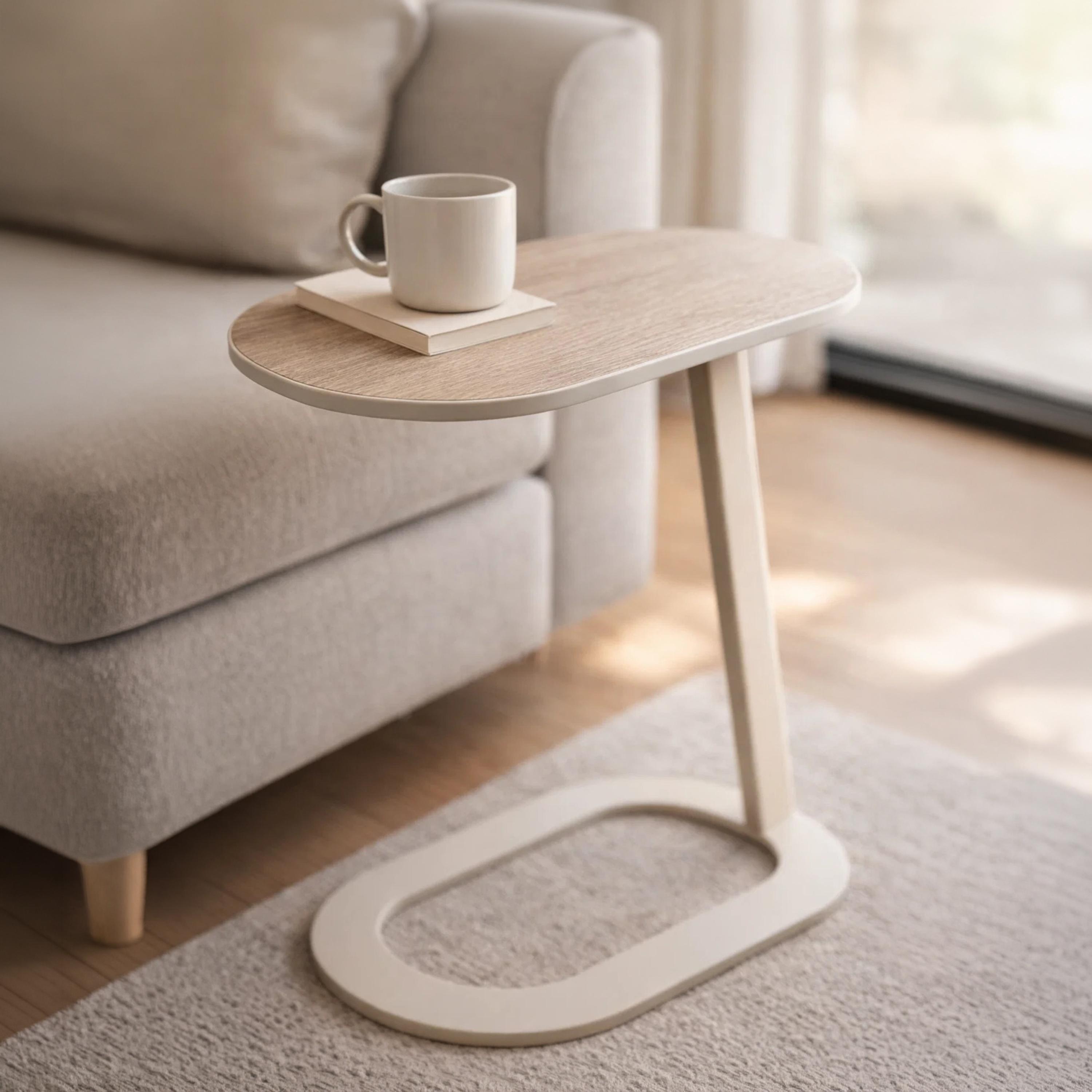 طاولة جانبية خشبية بقاعدة عمودية من ماريا هومز-furniture-livingroom-sideandendtables-image-1