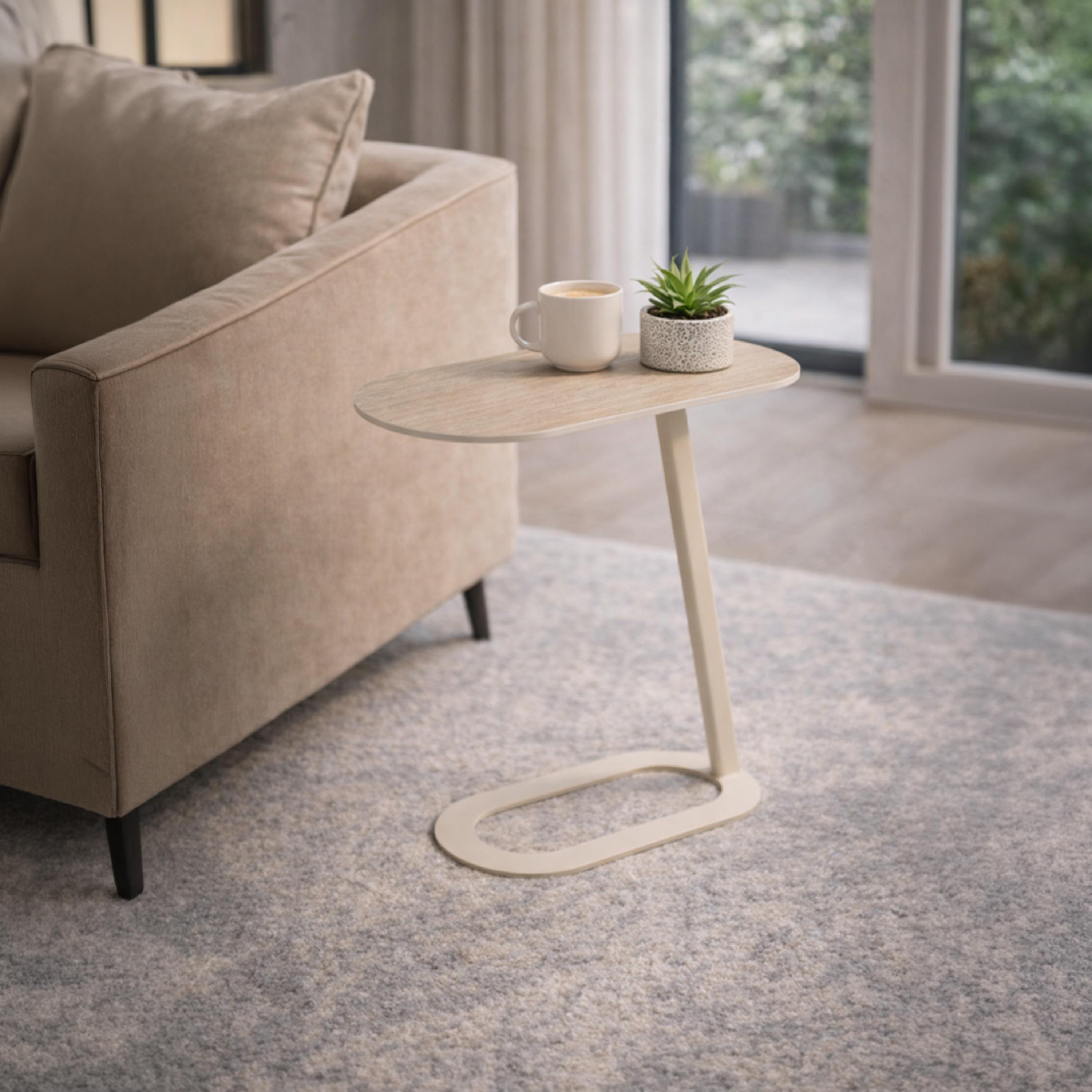 طاولة جانبية خشبية بقاعدة عمودية من ماريا هومز-furniture-livingroom-sideandendtables-image-2