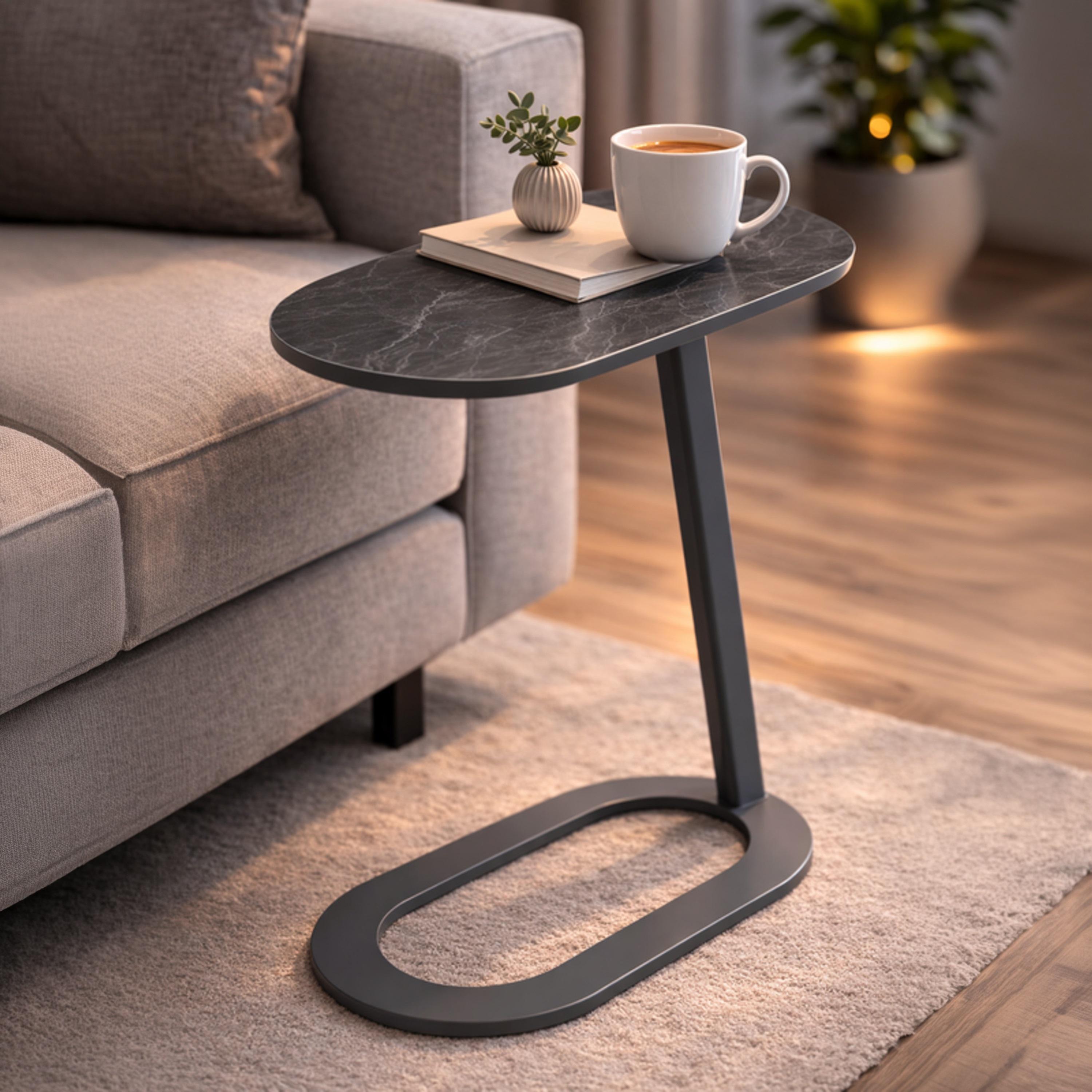 طاولة جانبية معدنية بقاعدة عمودية من ماريا هومز-furniture-livingroom-sideandendtables-image-1