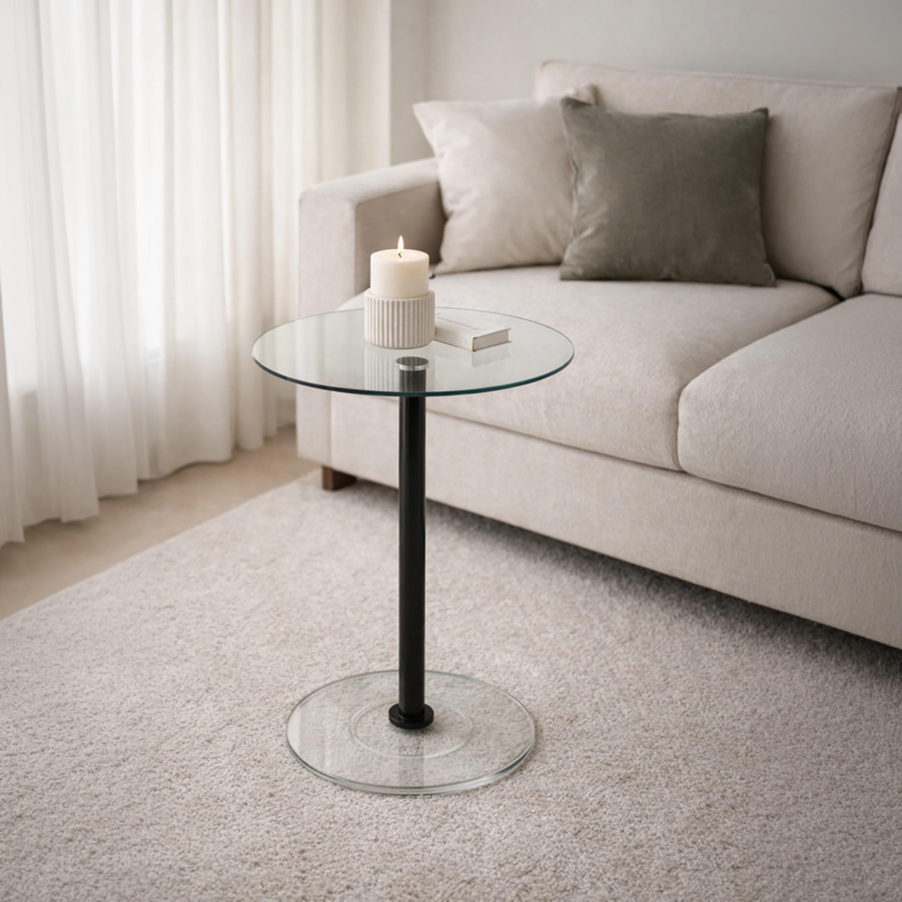 طاولة زينة بقاعدة زجاجية من ماريا هومز-furniture-livingroom-sideandendtables-image-1