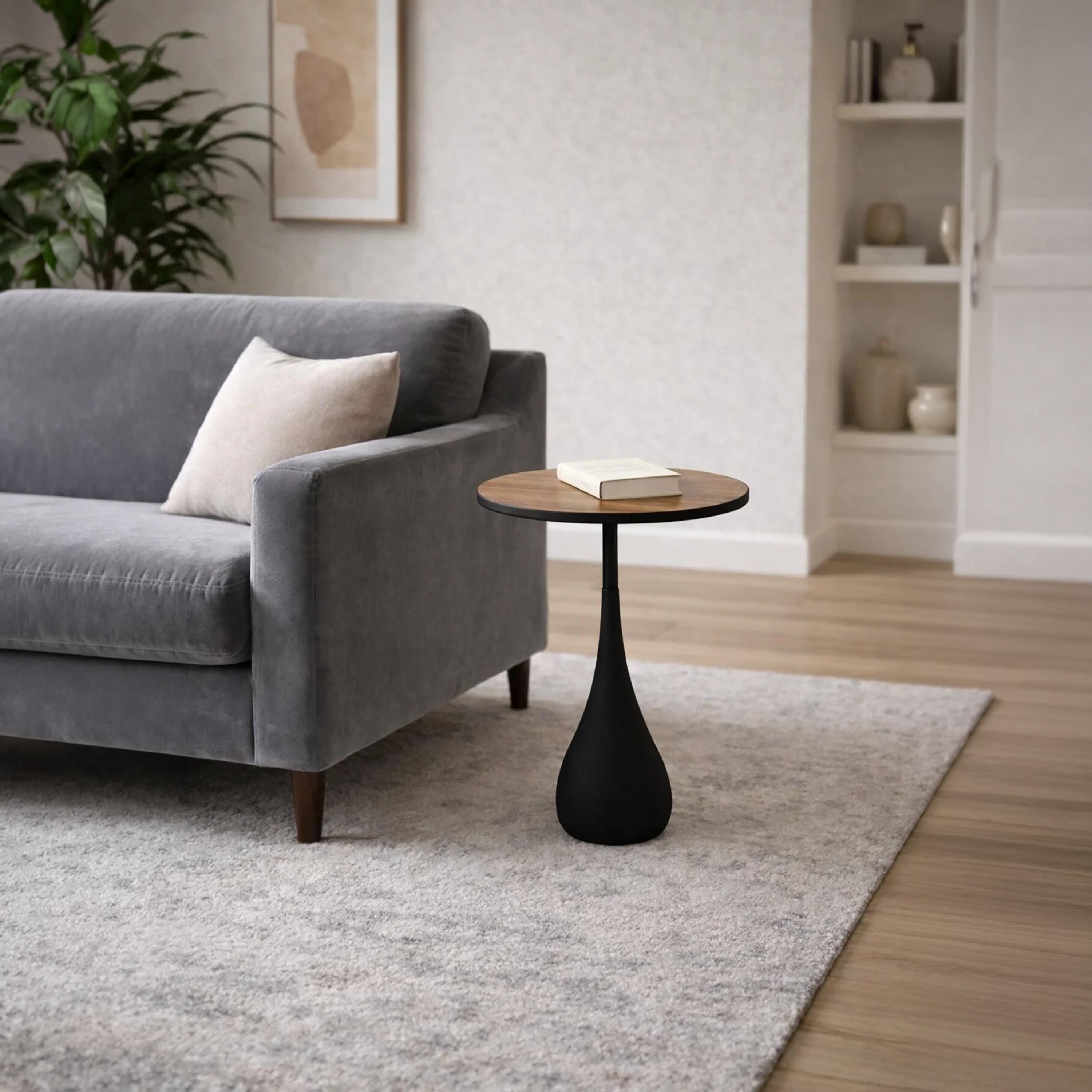 طاولة جانبية خشبية بقاعدة عمودية من ماريا هومز-furniture-livingroom-sideandendtables-image-2