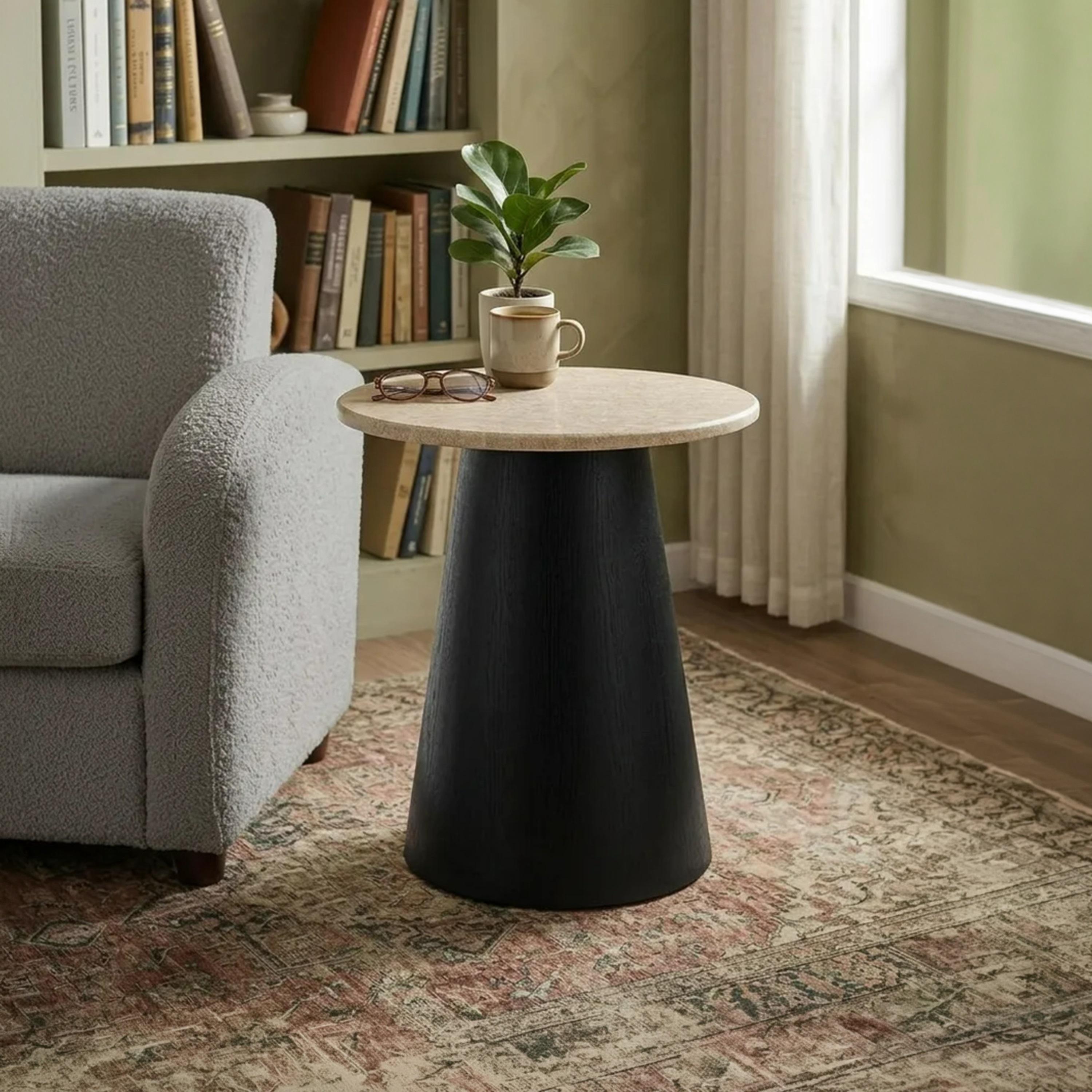 طاولة جانبية رخامية بقاعدة ركيزة من ماريا هومز-furniture-livingroom-sideandendtables-image-2