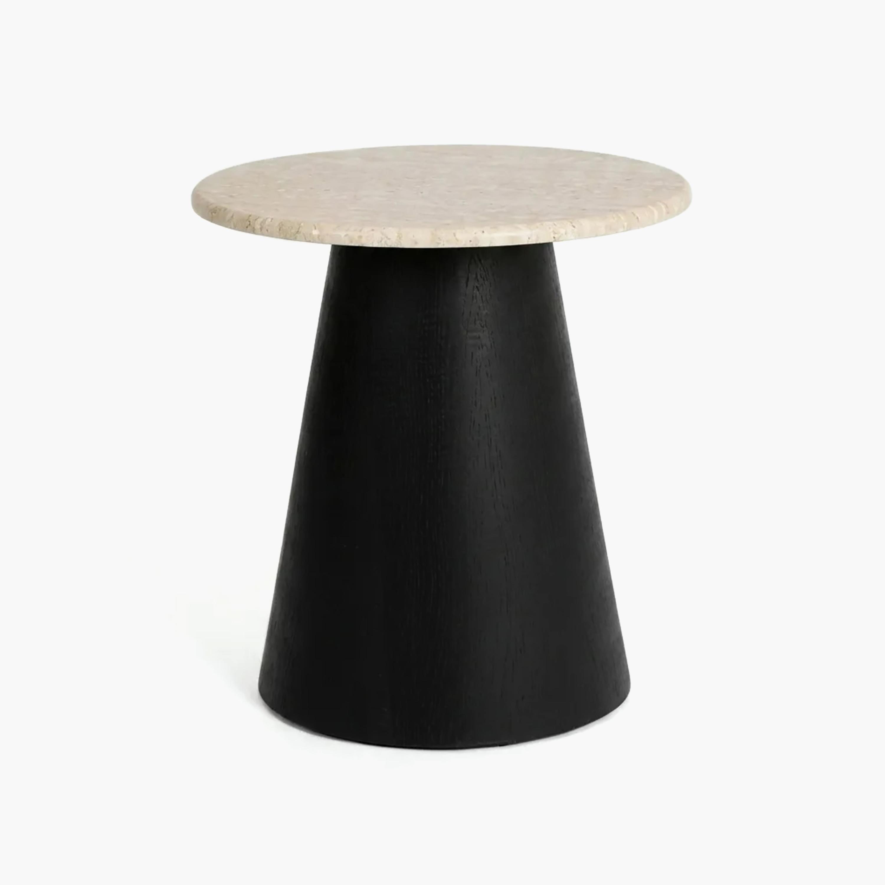 طاولة جانبية رخامية بقاعدة ركيزة من ماريا هومز-furniture-livingroom-sideandendtables-image-5
