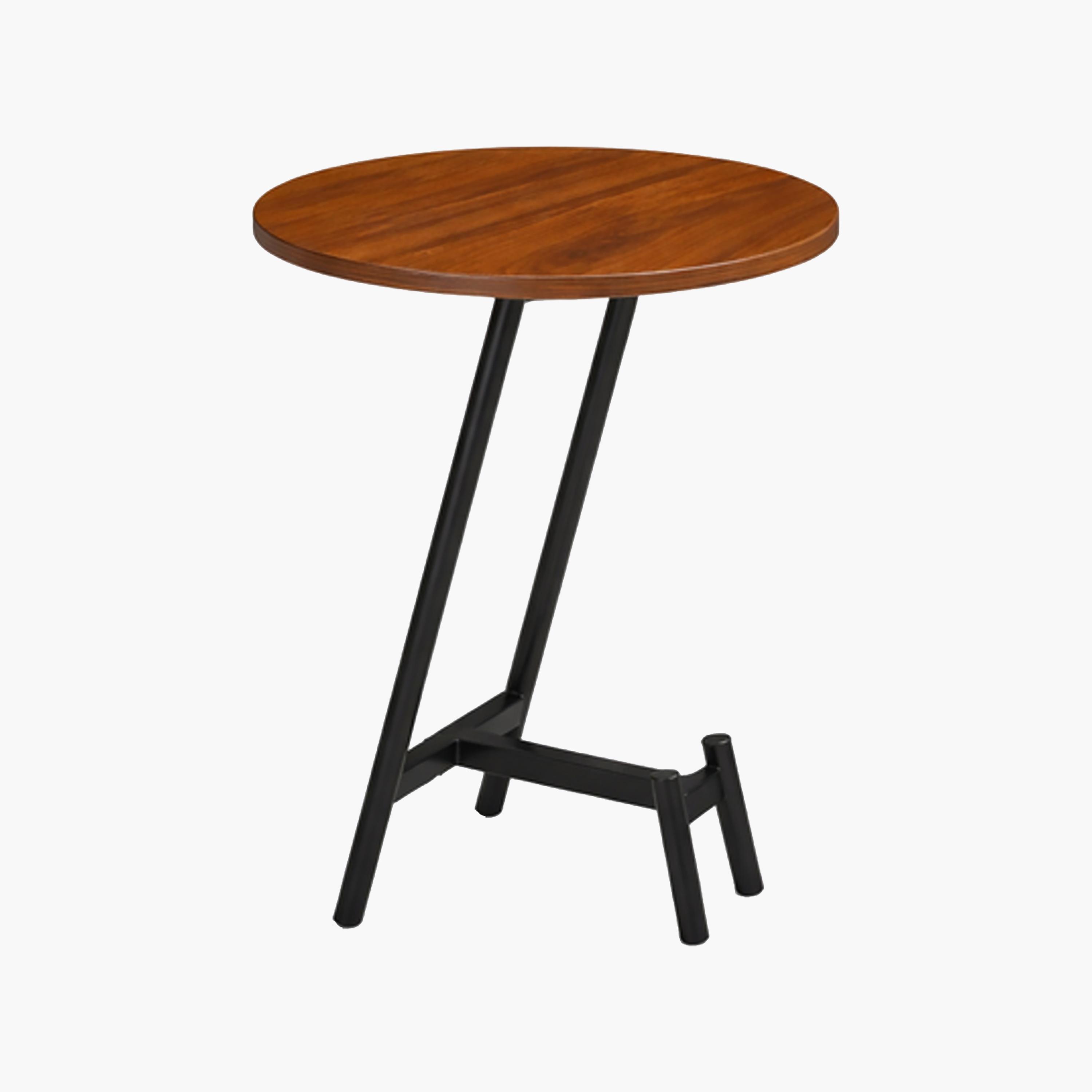طاولة جانبية خشبية بأربع أرجل من ماريا هومز-furniture-livingroom-sideandendtables-image-4