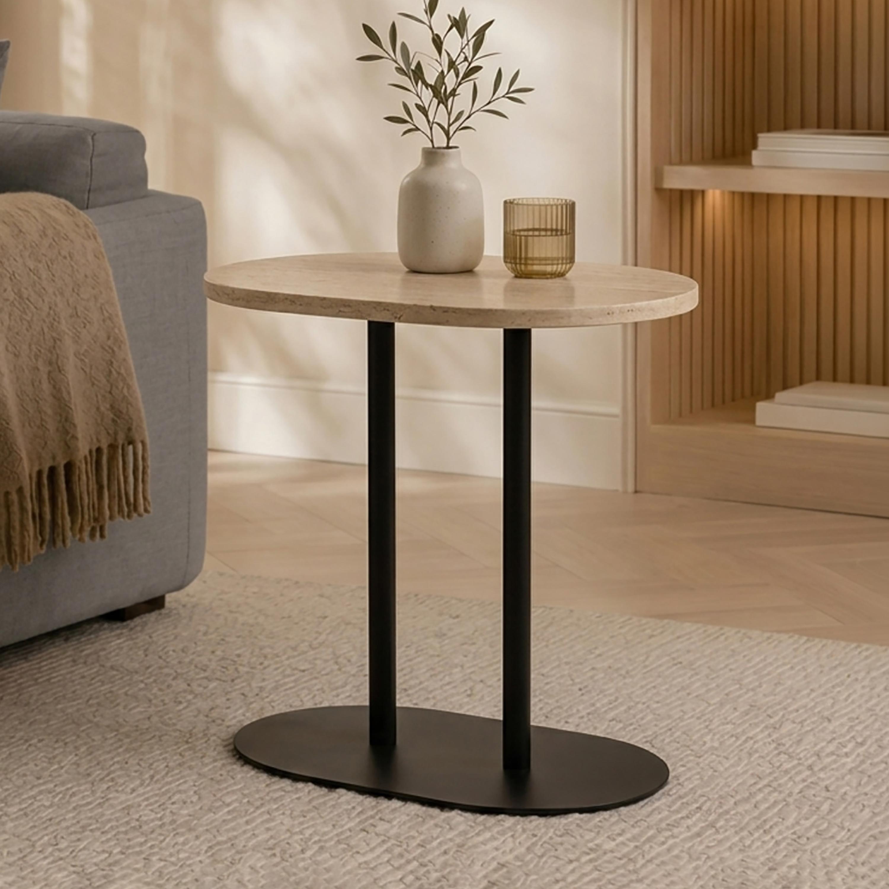 طاولة جانبية رخامية بقاعدة ركيزة من ماريا هومز-furniture-livingroom-sideandendtables-image-1