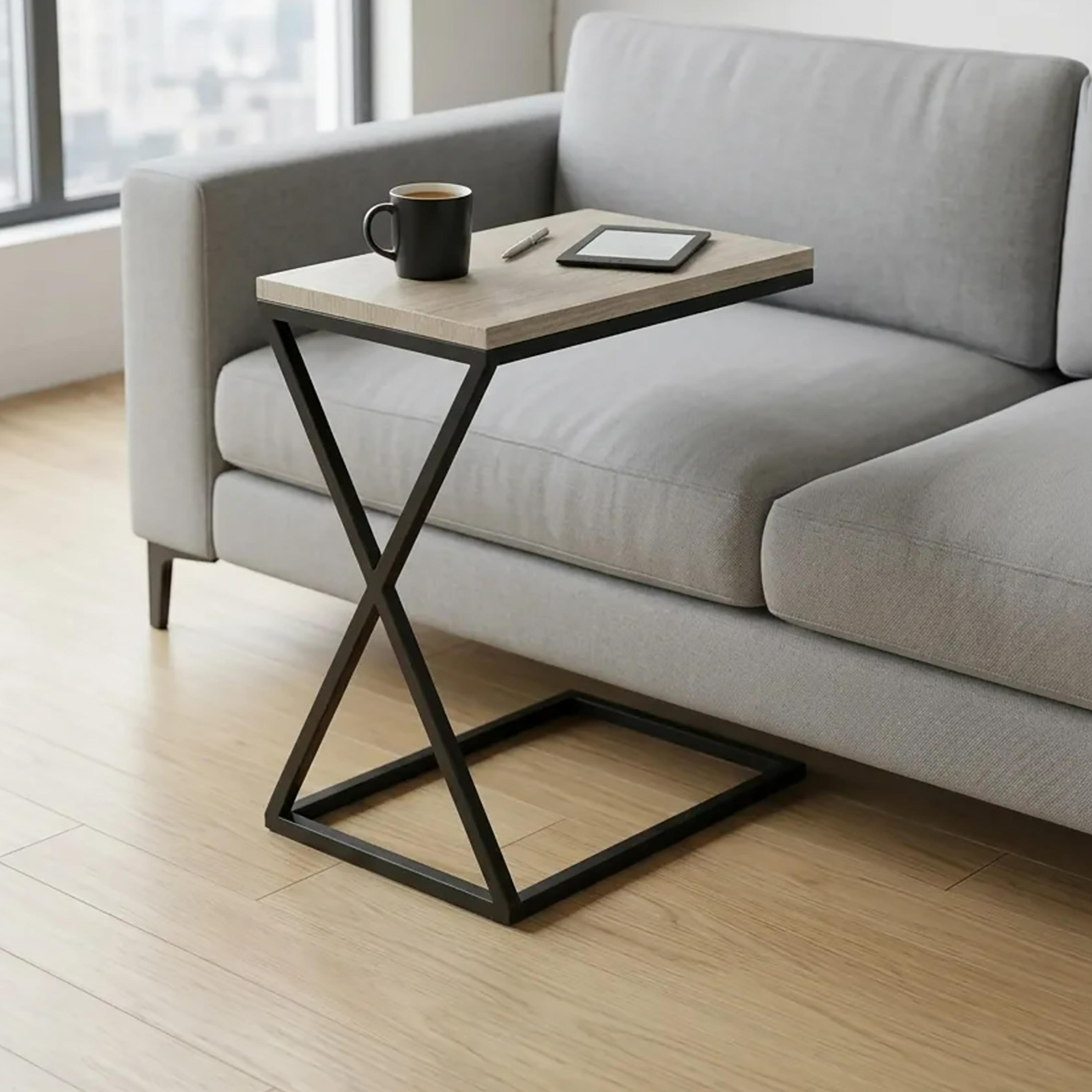 طاولة جانبية خشبية بقاعدة عمودية من ماريا هومز-furniture-livingroom-sideandendtables-image-3