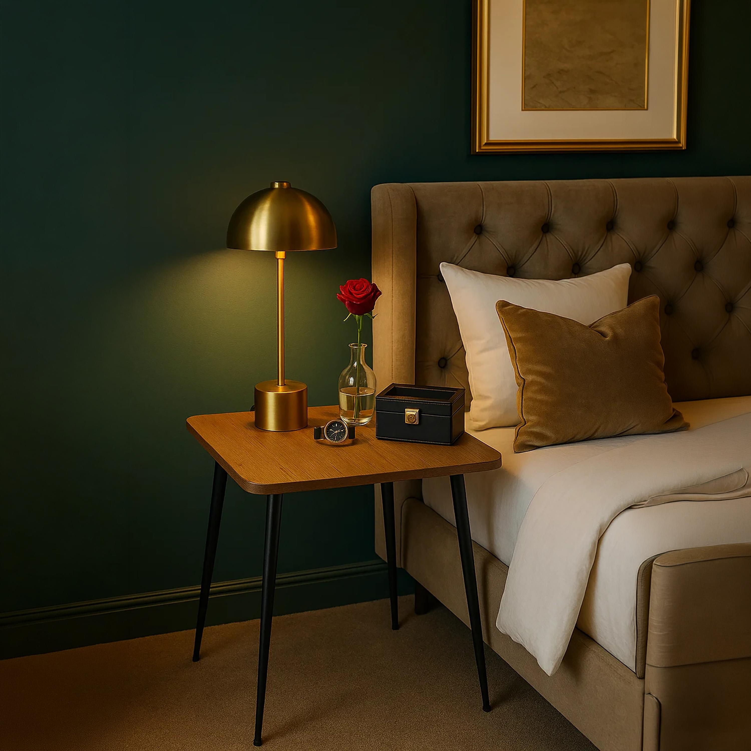 طاولة جانبية خشبية بأربع قوائم من ماريا هومز-furniture-livingroom-sideandendtables-image-3