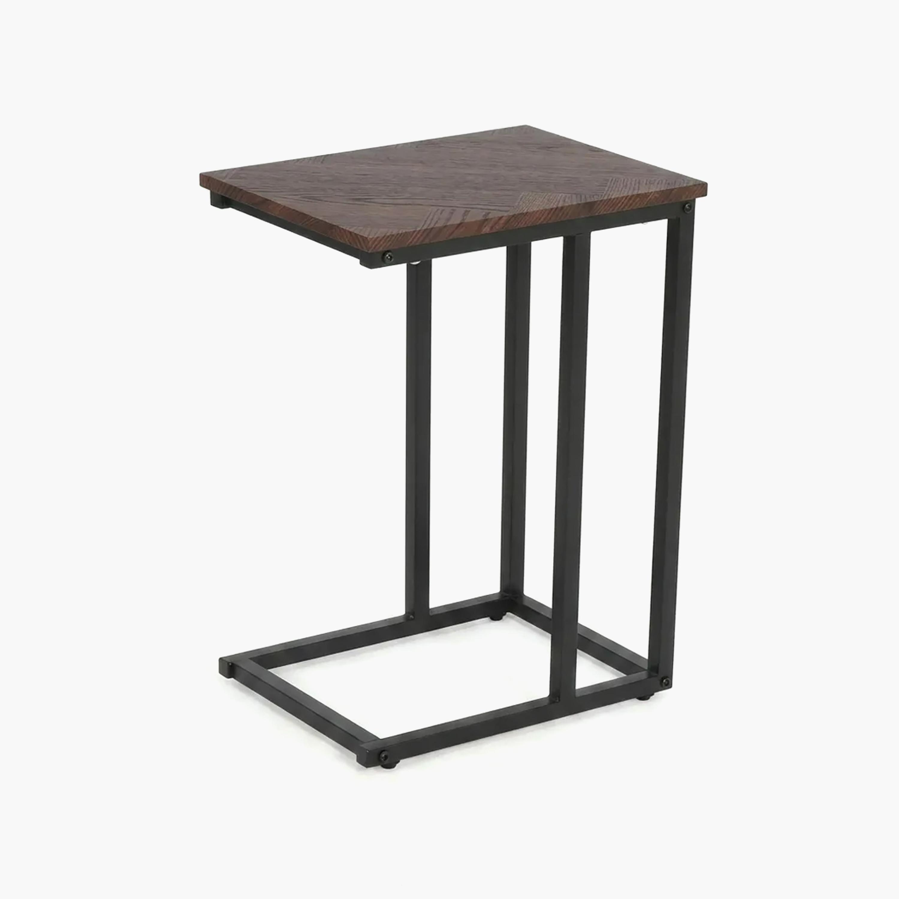 طاولة جانبية بأرجل خشبية من ماريا هومز-furniture-livingroom-sideandendtables-image-1
