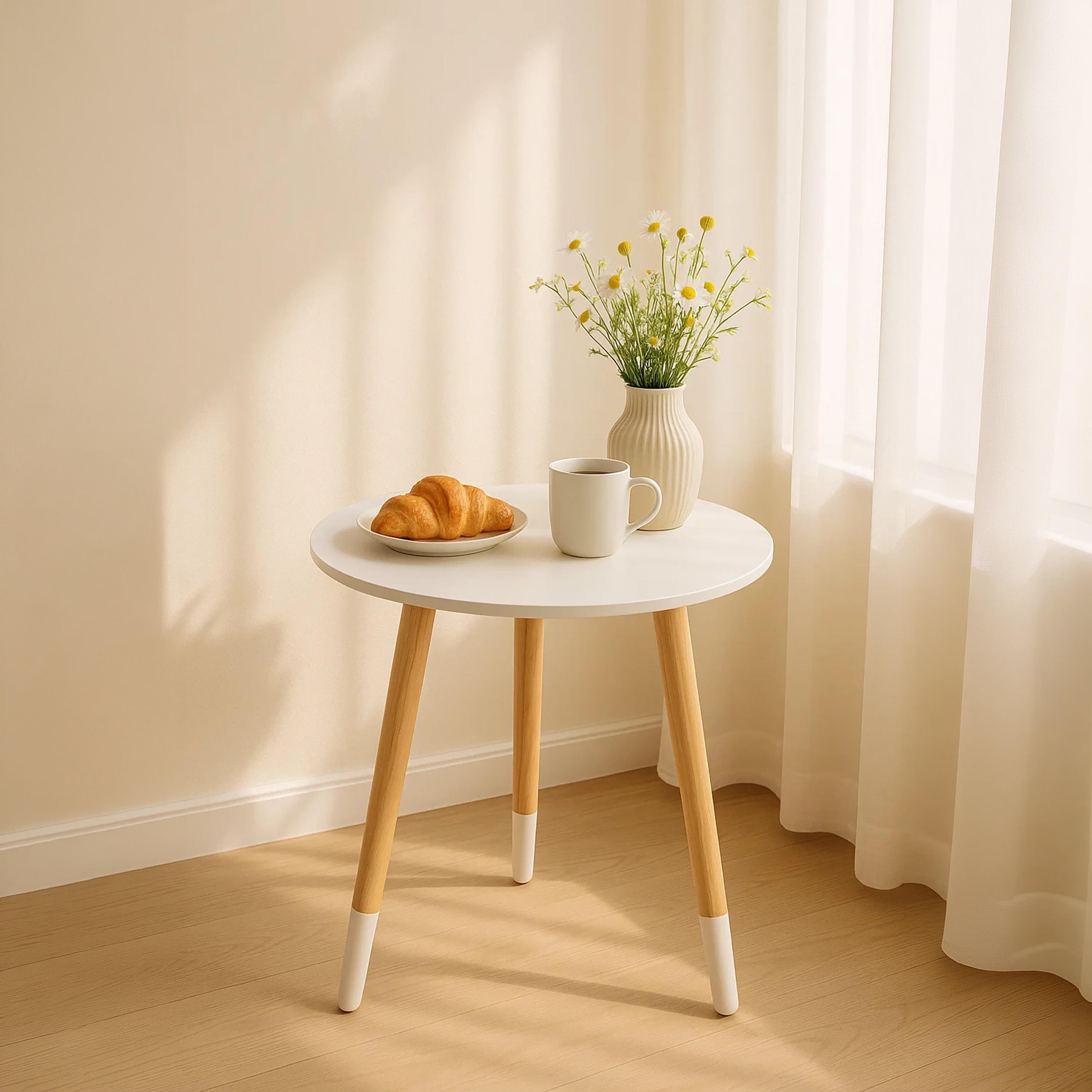 طاولة جانبية خشبية بقاعدة مجسمة من ماريا هومز-furniture-livingroom-sideandendtables-image-3