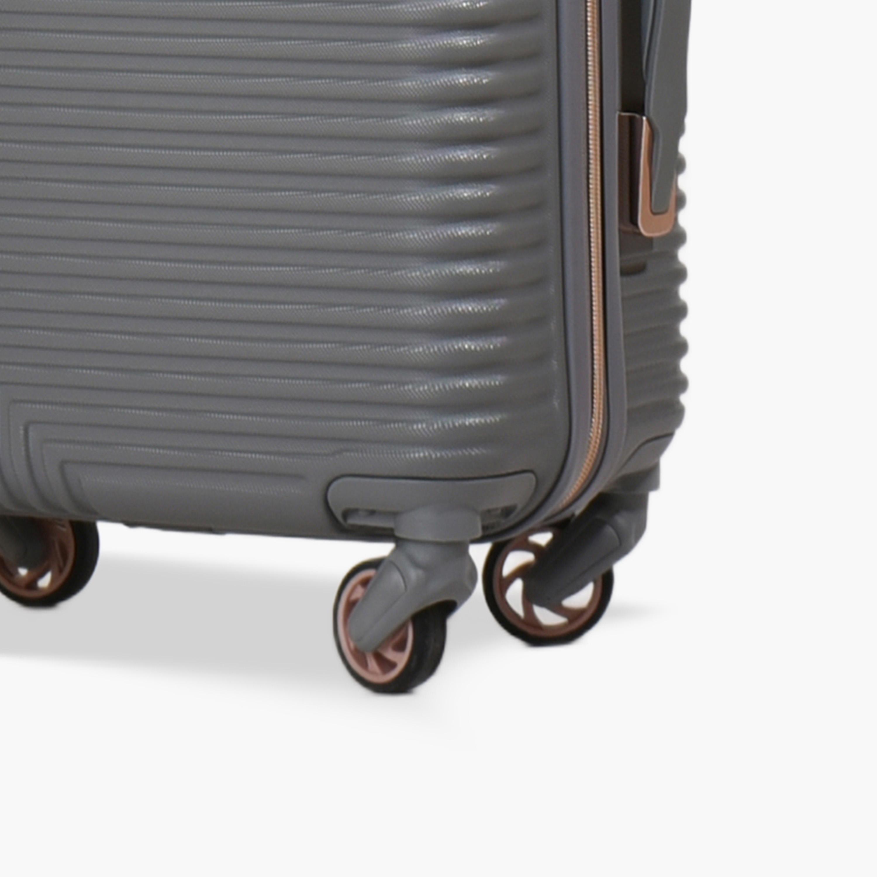 تراك - طقم  شنطتين بجوانب صلبة من مادة ABS وأربع عجلات دوارة  مع قفل مركب-travel-luggagesandbags-luggage-image-8