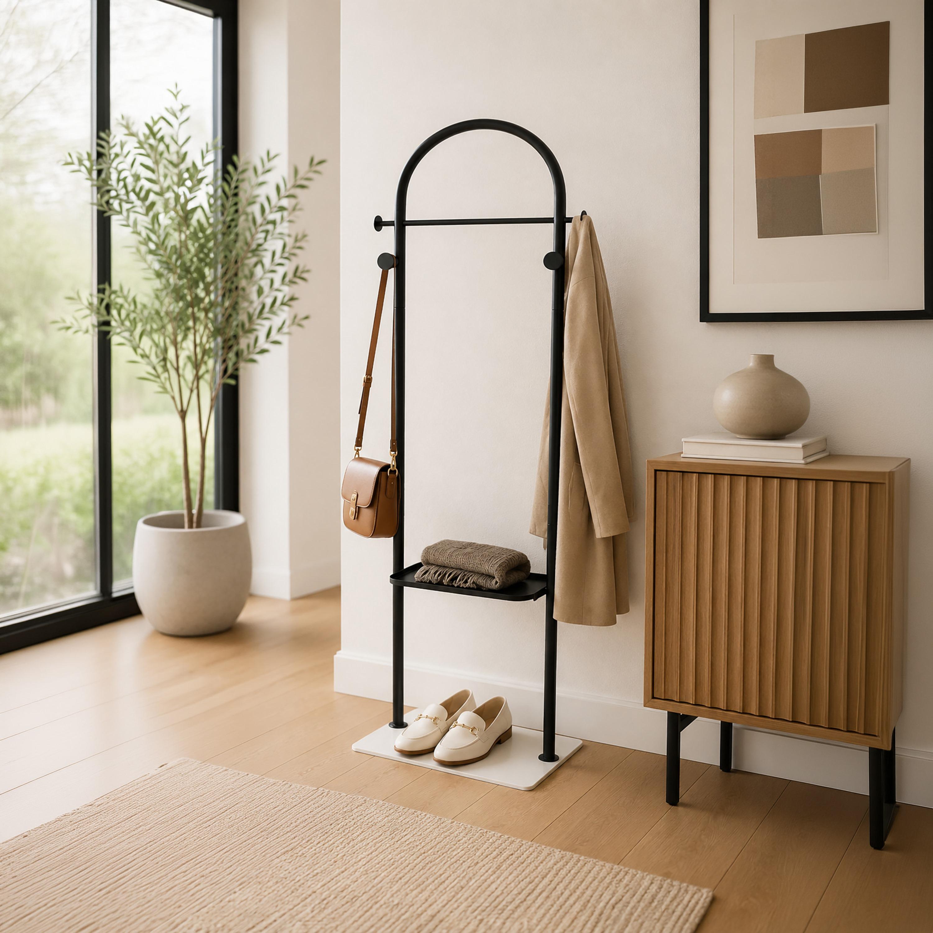 رف ملابس معدني أسود بتصميم عصري مع رف إضافي من ماريا هومز-household-storage-storagesolutions-storageracks-image-2