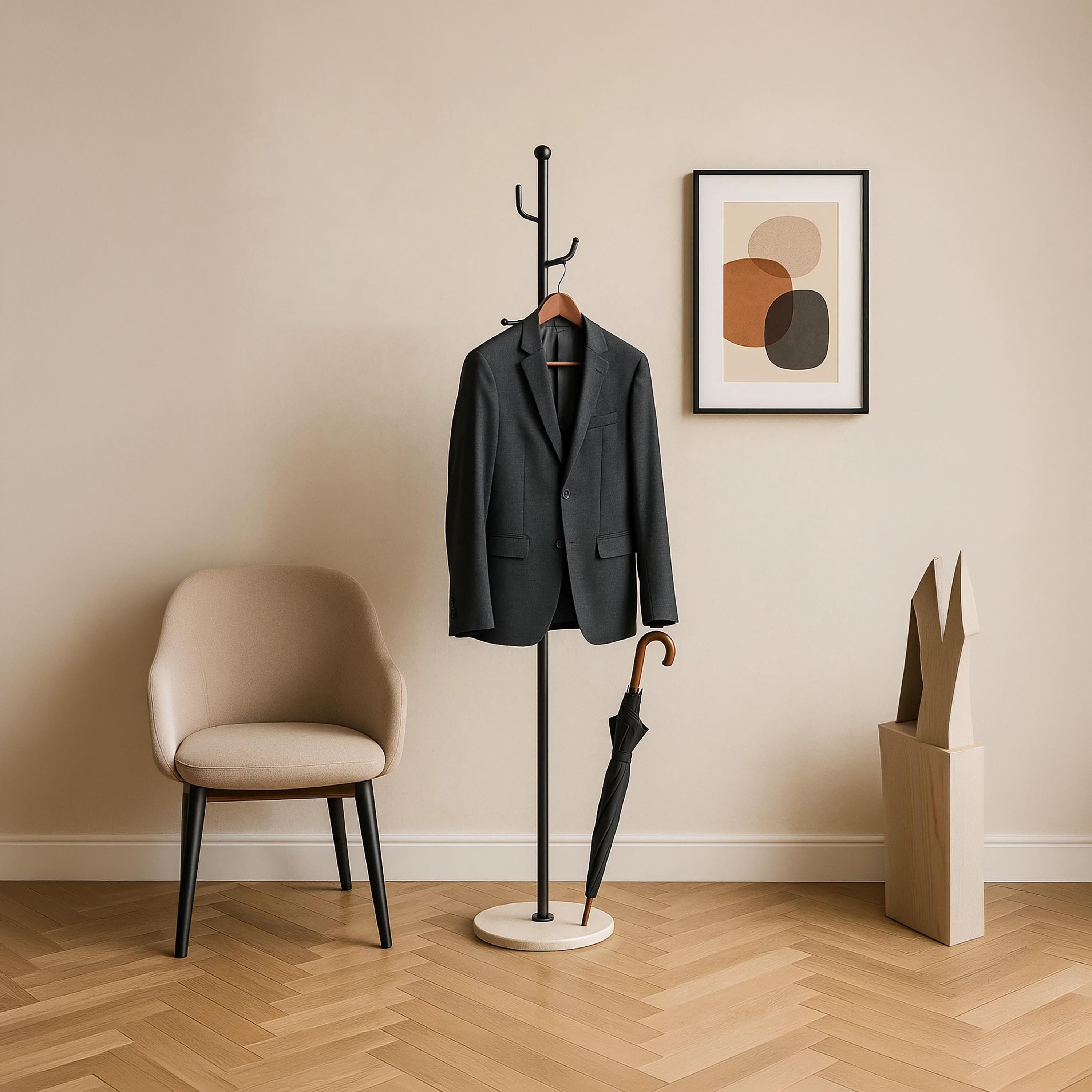 شماعة معاطف معدنية سوداء عصرية بخطافات وقاعدة رخامية دائرية من ماريا هومز-household-storage-storagesolutions-tallhangers-image-5
