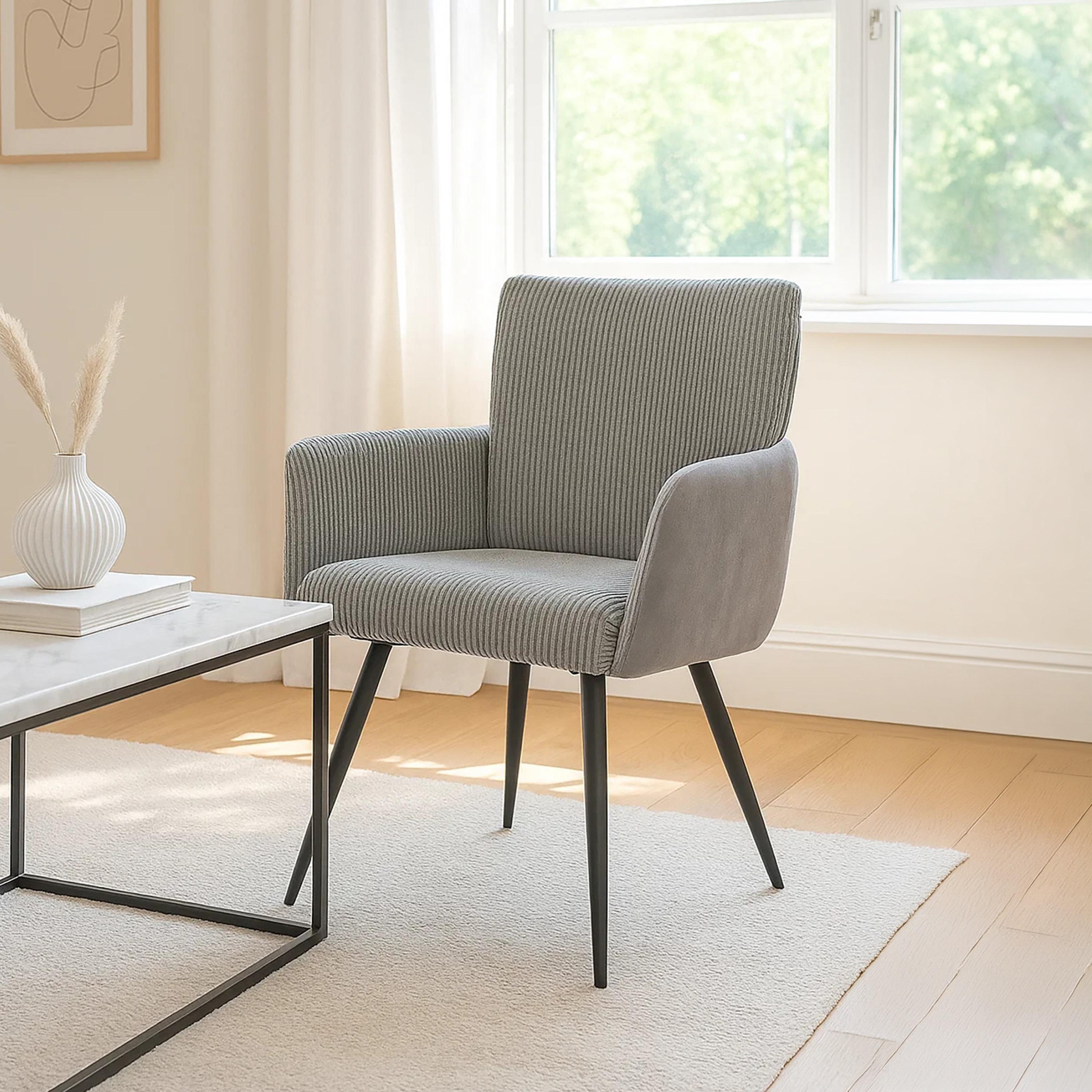 كرسي بذراعين مبطن من ماريا هومز-furniture-sofaandseating-armchairs-image-2