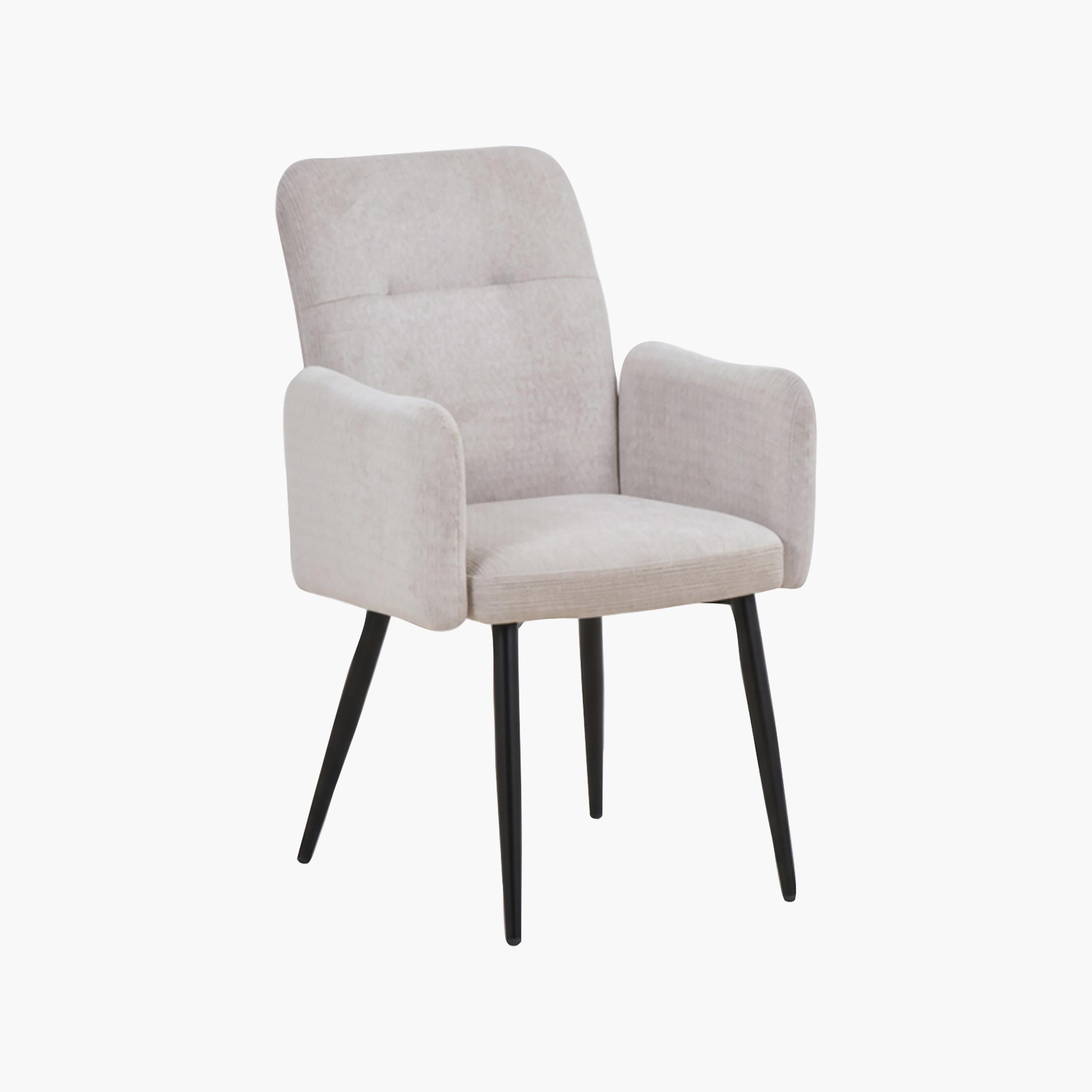 كرسي بذراعين مبطن من ماريا هومز-furniture-sofaandseating-armchairs-image-4