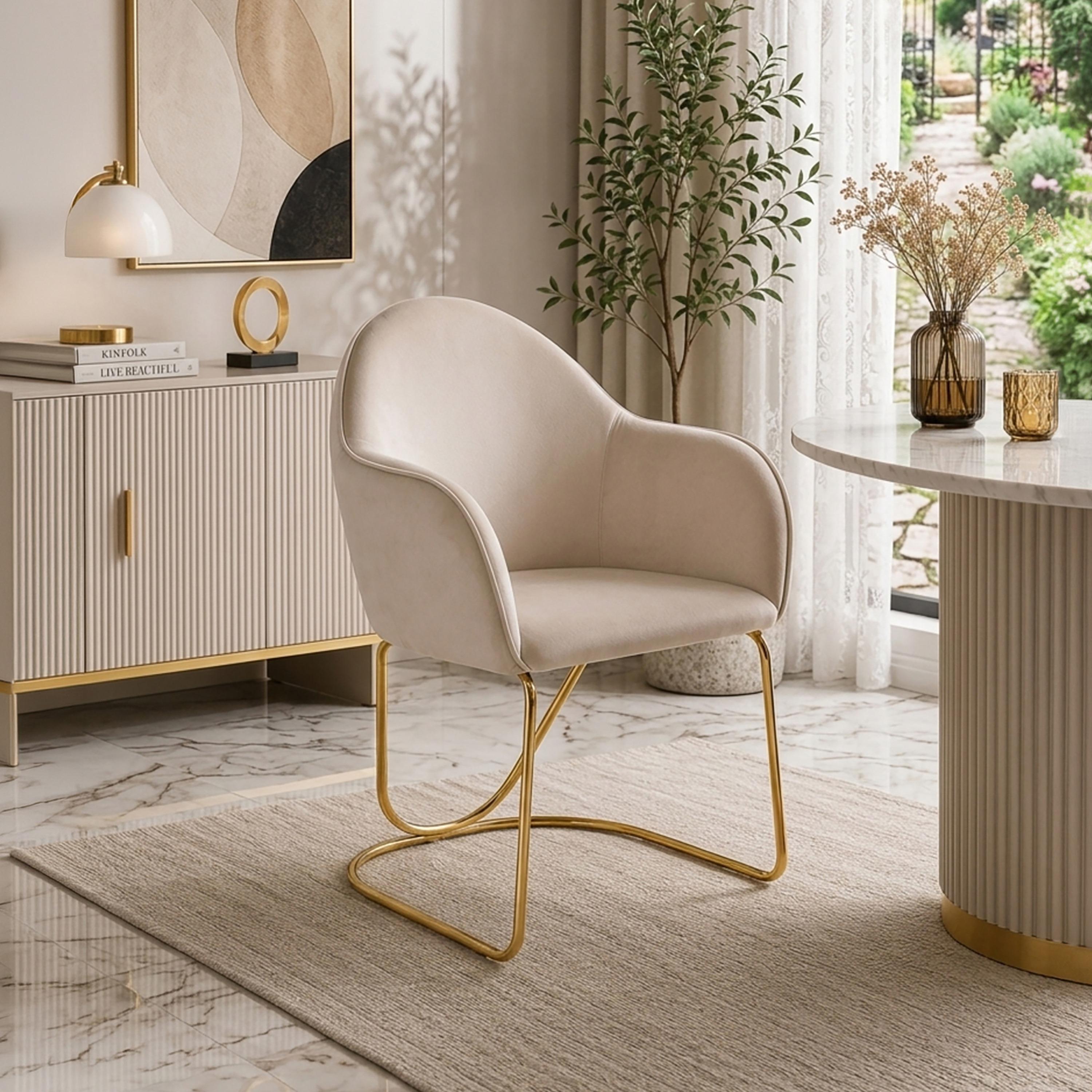 كرسي بذراع منحني بيج من ماريا هومز-furniture-sofaandseating-armchairs-image-2