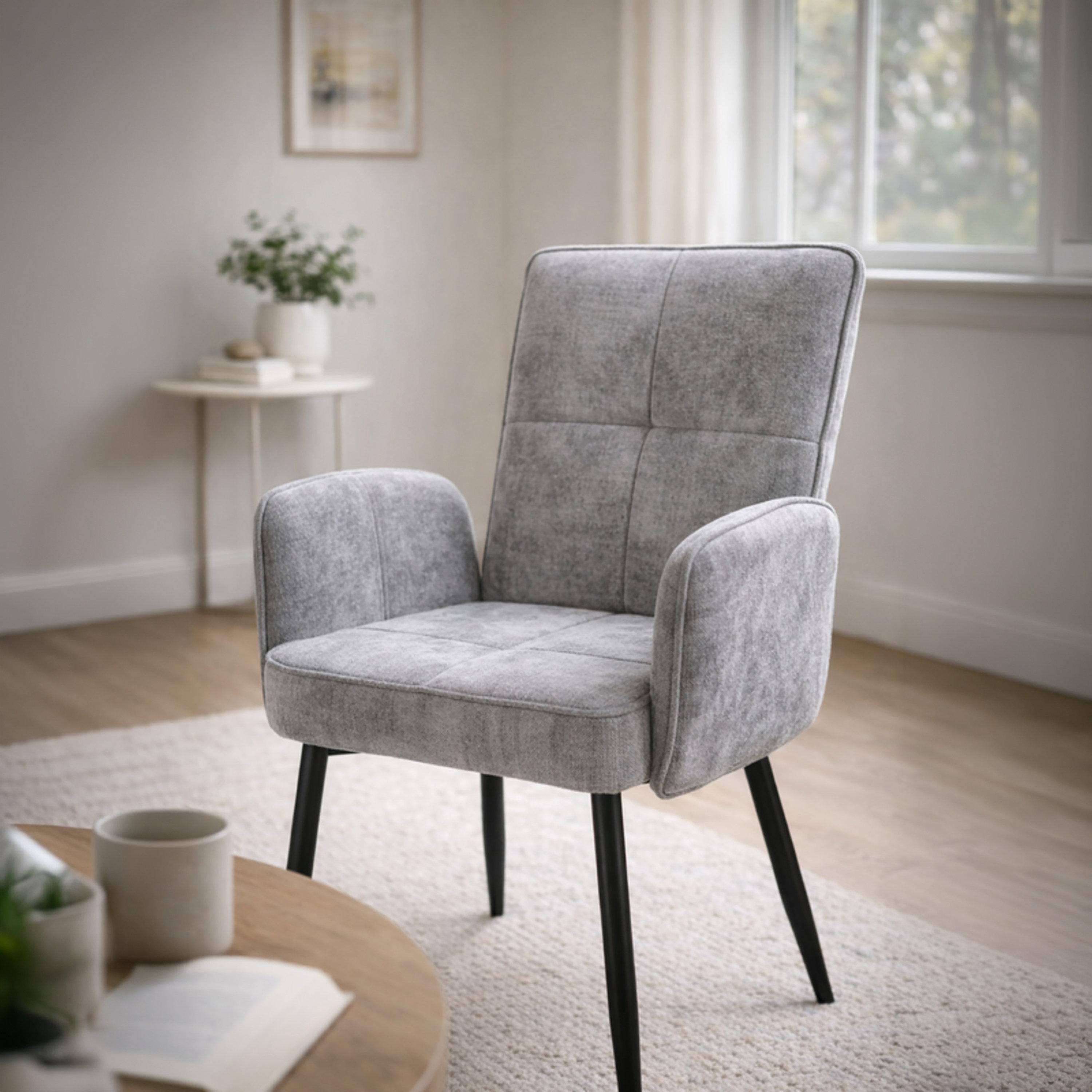 كرسي بذراعين مبطن من ماريا هومز-furniture-sofaandseating-armchairs-image-2