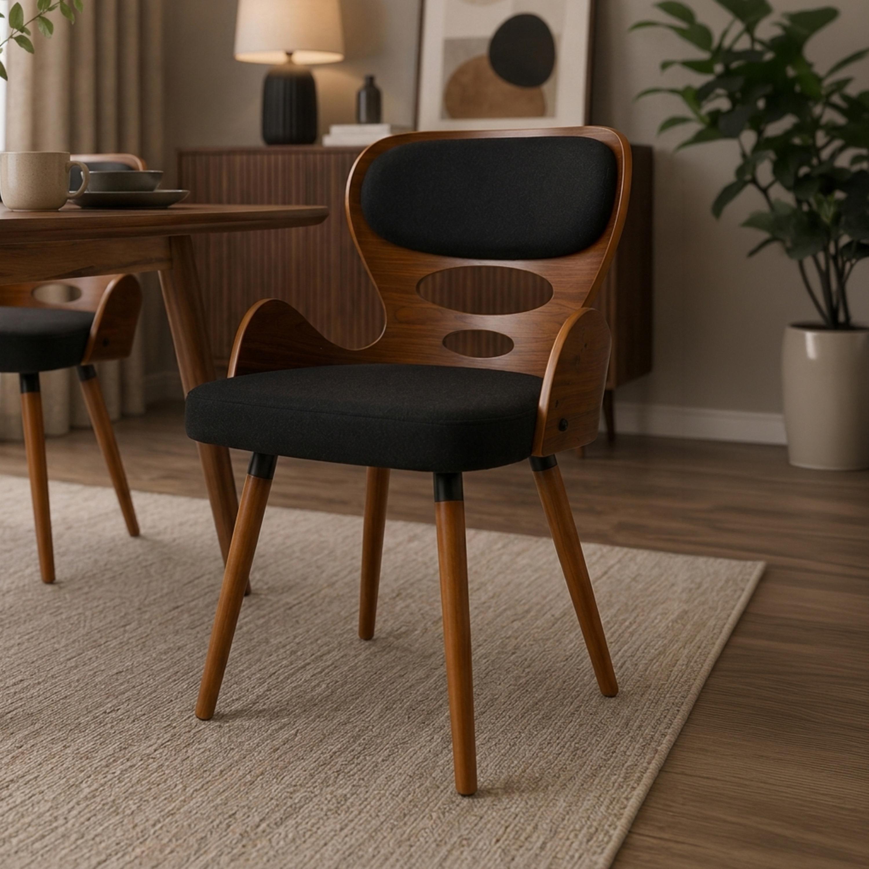 كرسي منجّد بذراعين منحنيتين باللون الأسود من ماريا هومز-furniture-sofaandseating-armchairs-image-1