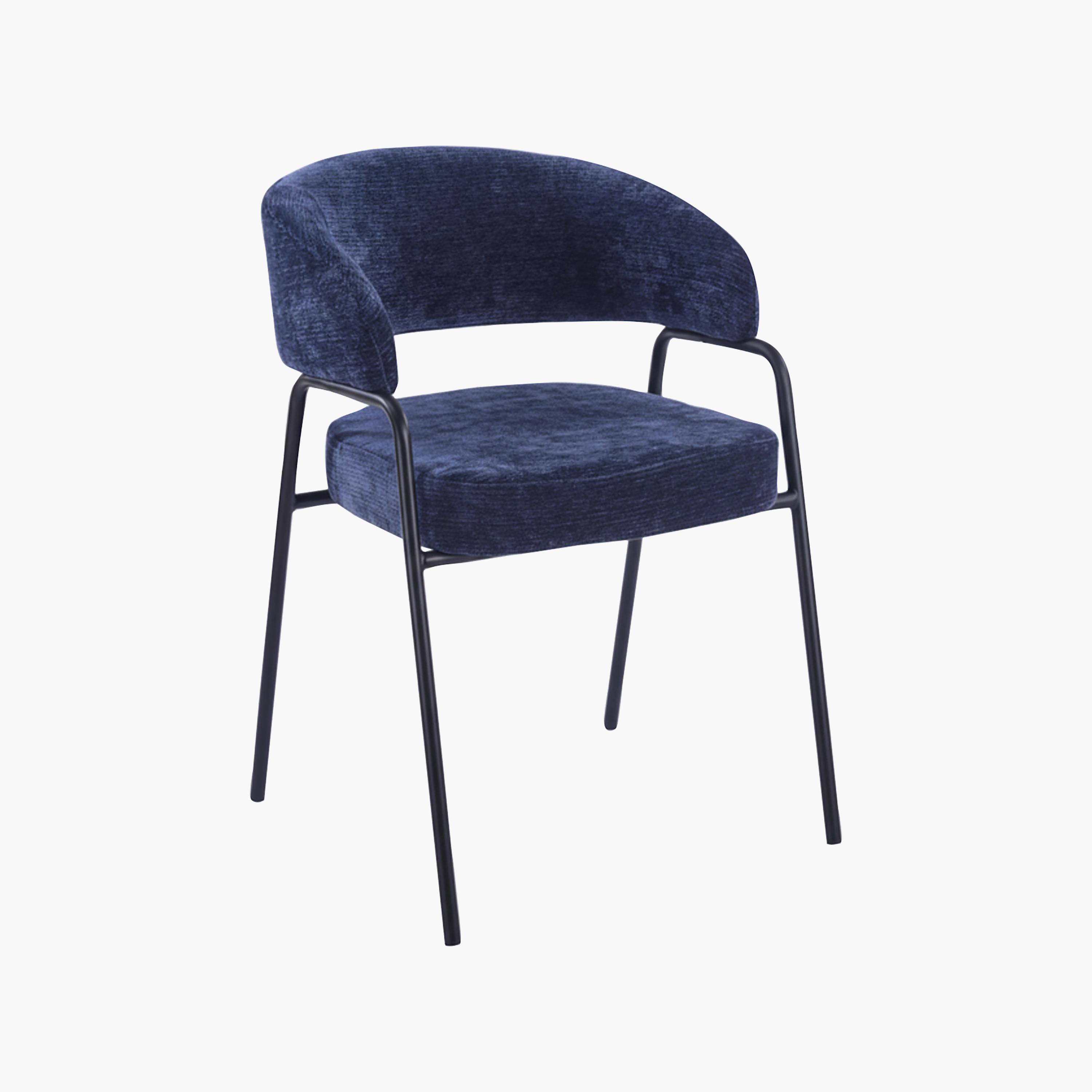 كرسي بذراعين منحنيين من ماريا هومز-furniture-sofaandseating-armchairs-image-5