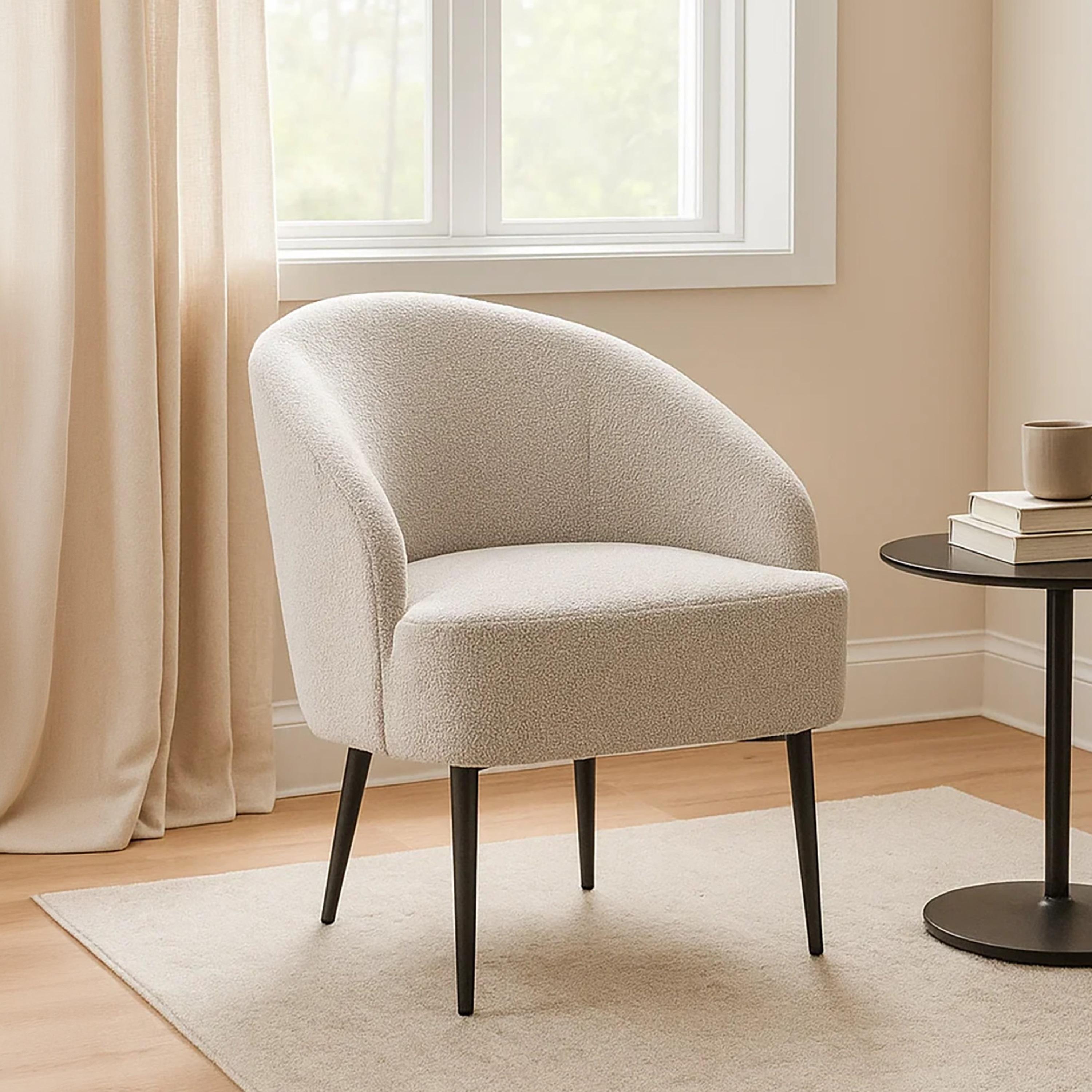 كرسي بذراع منحنية من ماريا هومز-furniture-sofaandseating-armchairs-image-2