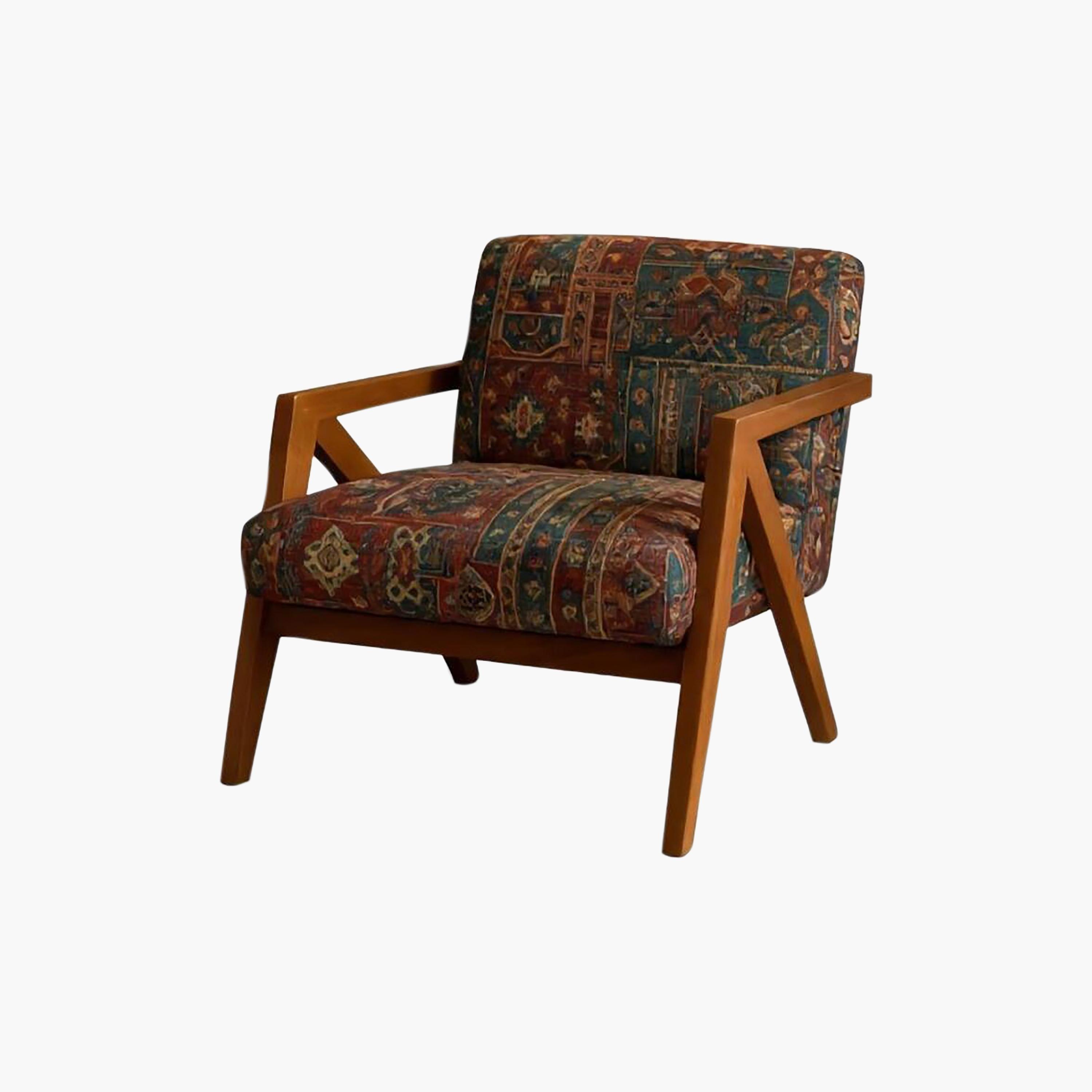 كرسي متعدد الألوان بذراعين مستقيمة من ماريا هومز-furniture-sofaandseating-armchairs-image-6