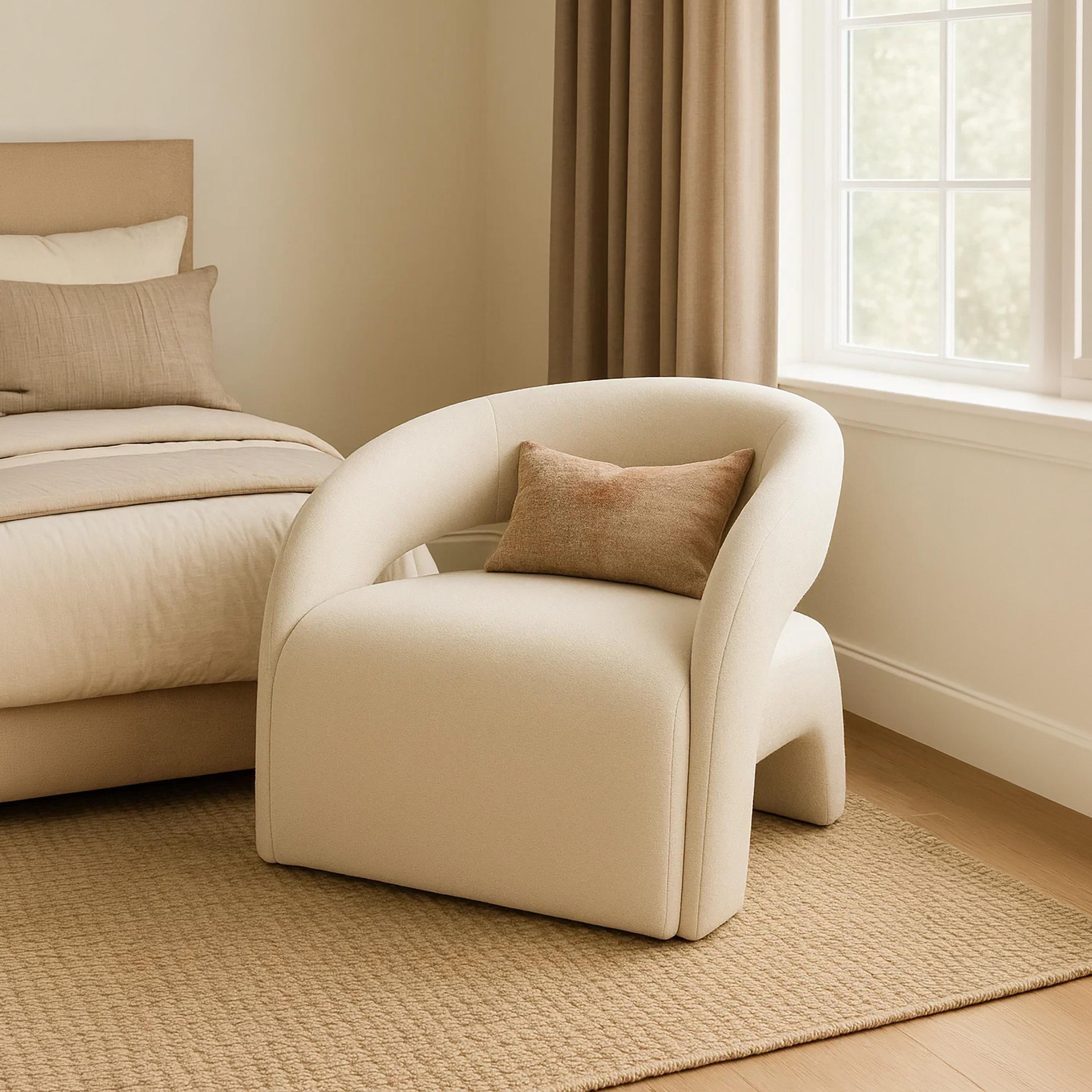كرسي بذراع منحني بيج من ماريا هومز-furniture-sofaandseating-armchairs-image-1