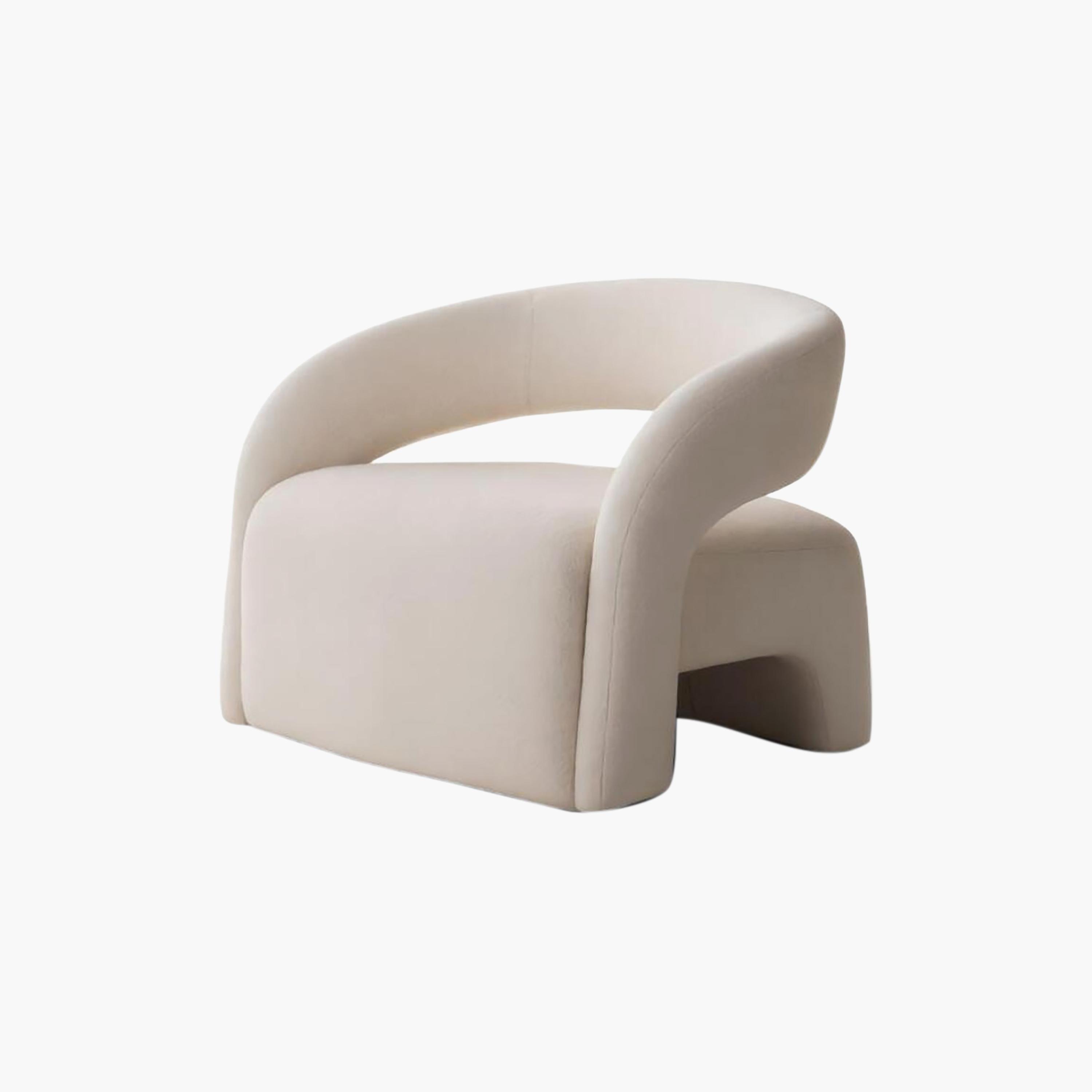 كرسي بذراع منحني بيج من ماريا هومز-furniture-sofaandseating-armchairs-image-6
