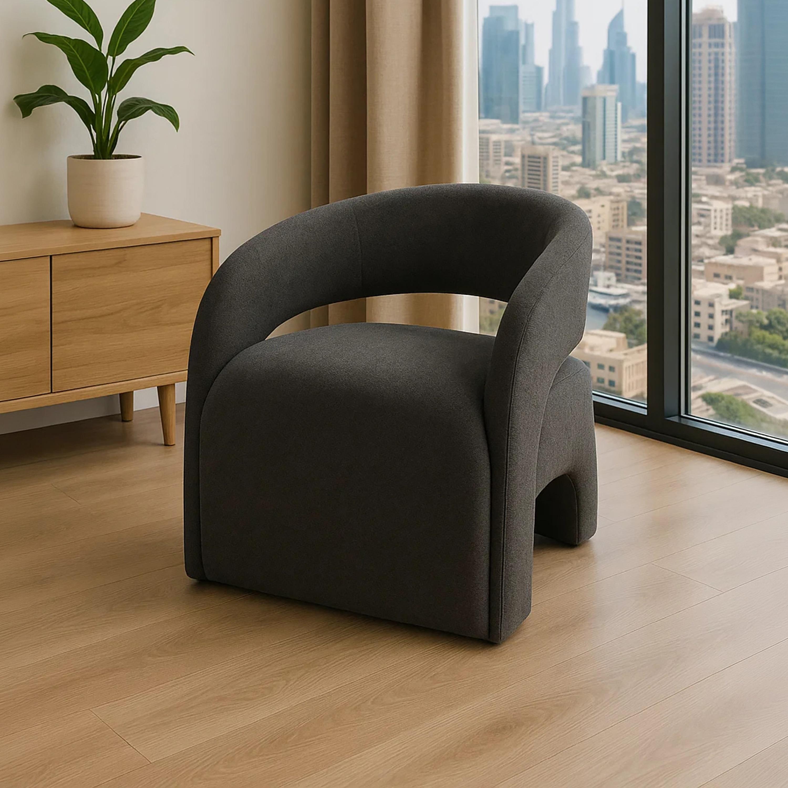 كرسي بذراع منحنية من ماريا هومز-furniture-sofaandseating-armchairs-image-1