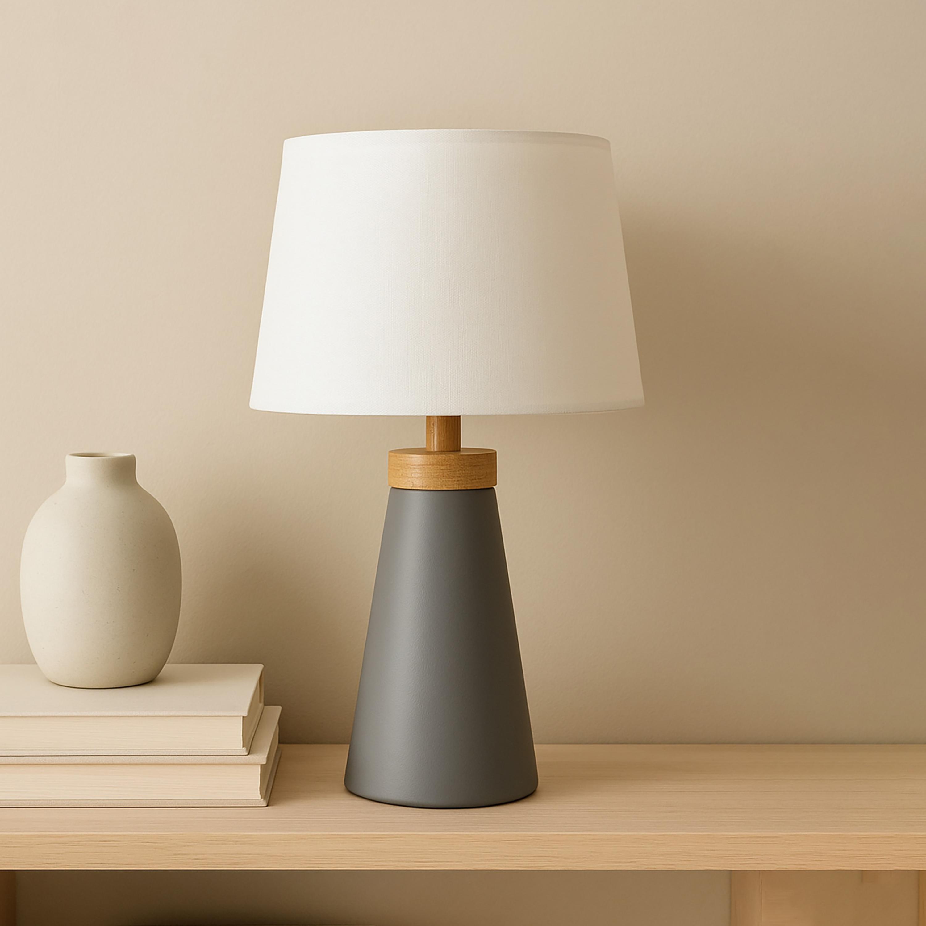 مصباح طاولة رمادي عصري بغطاء قماشي أبيض من ماريا هومز-household-lighting-tableanddesklamps-image-2