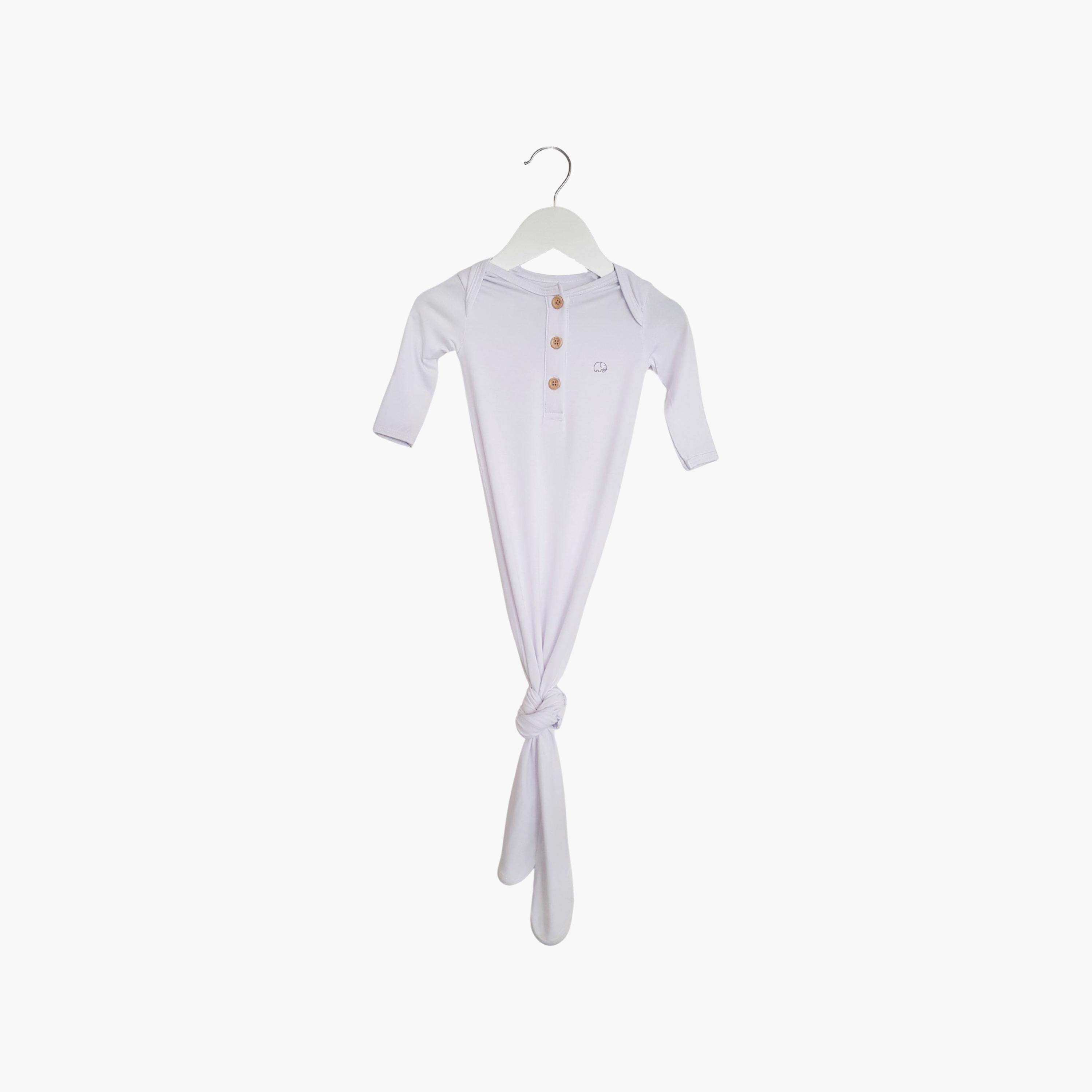 طقم قطعتين ثوب نوم بعقدة وقبعة بيني للأطفال من أنفي بيبي-baby-girls-clothing-nightwear-sleepsuits-image-2