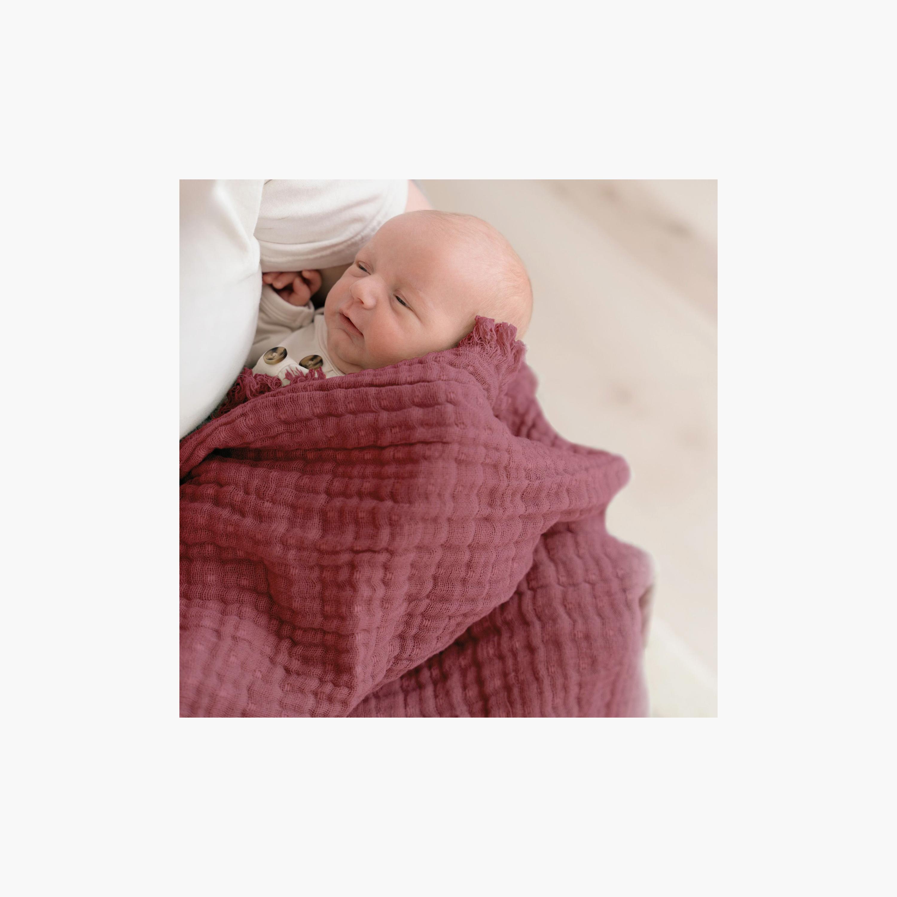 بطانية أطفال متعددة الطبقات بملمس مميز من كرين بيبي-baby-nursery-blanketsandswaddles-receivingblankets-image-4