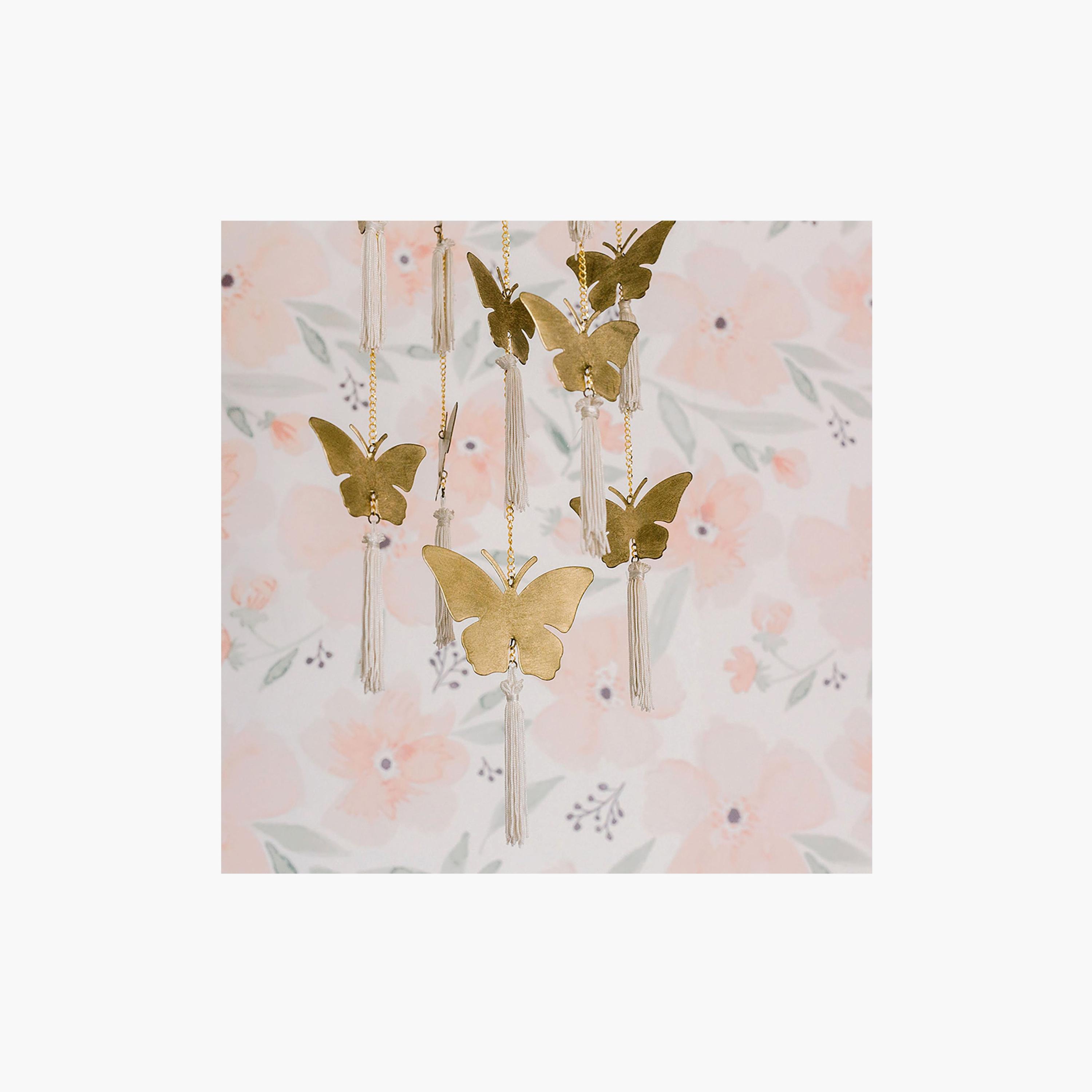 ديكور معلق على شكل فراشة من كرين بيبي-baby-nursery-roomdecor-image-4