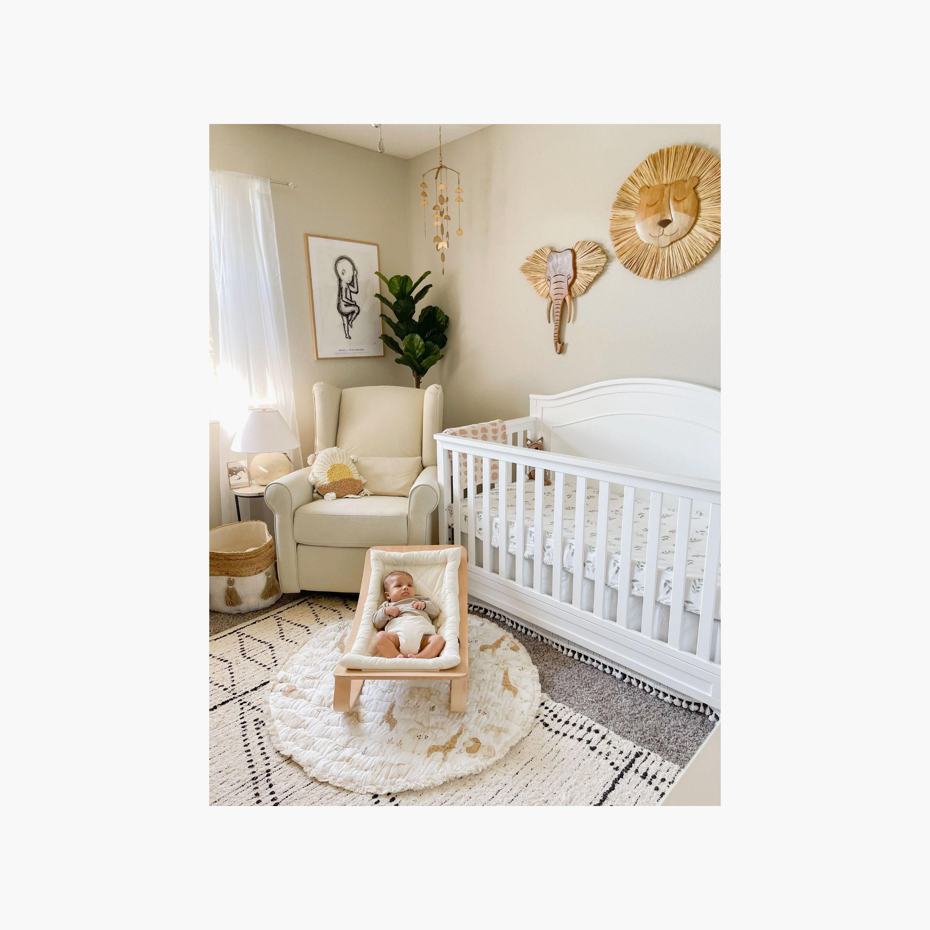زينة معلقة للسقف لونا من كرين بيبي-baby-nursery-roomdecor-image-3