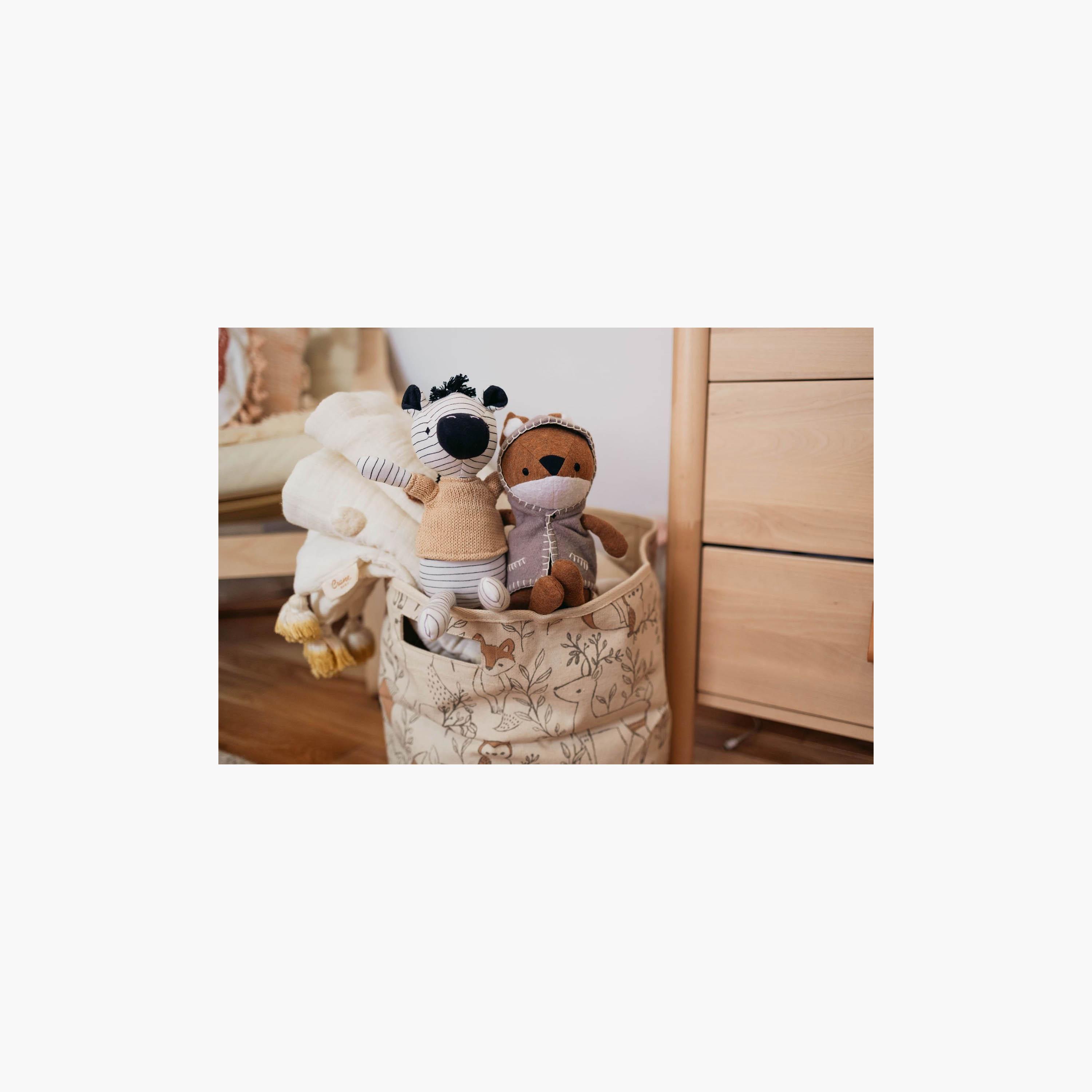 صندوق تخزين مصنوع يدوياً إيزرا من كرين بيبي-baby-nursery-roomdecor-image-5