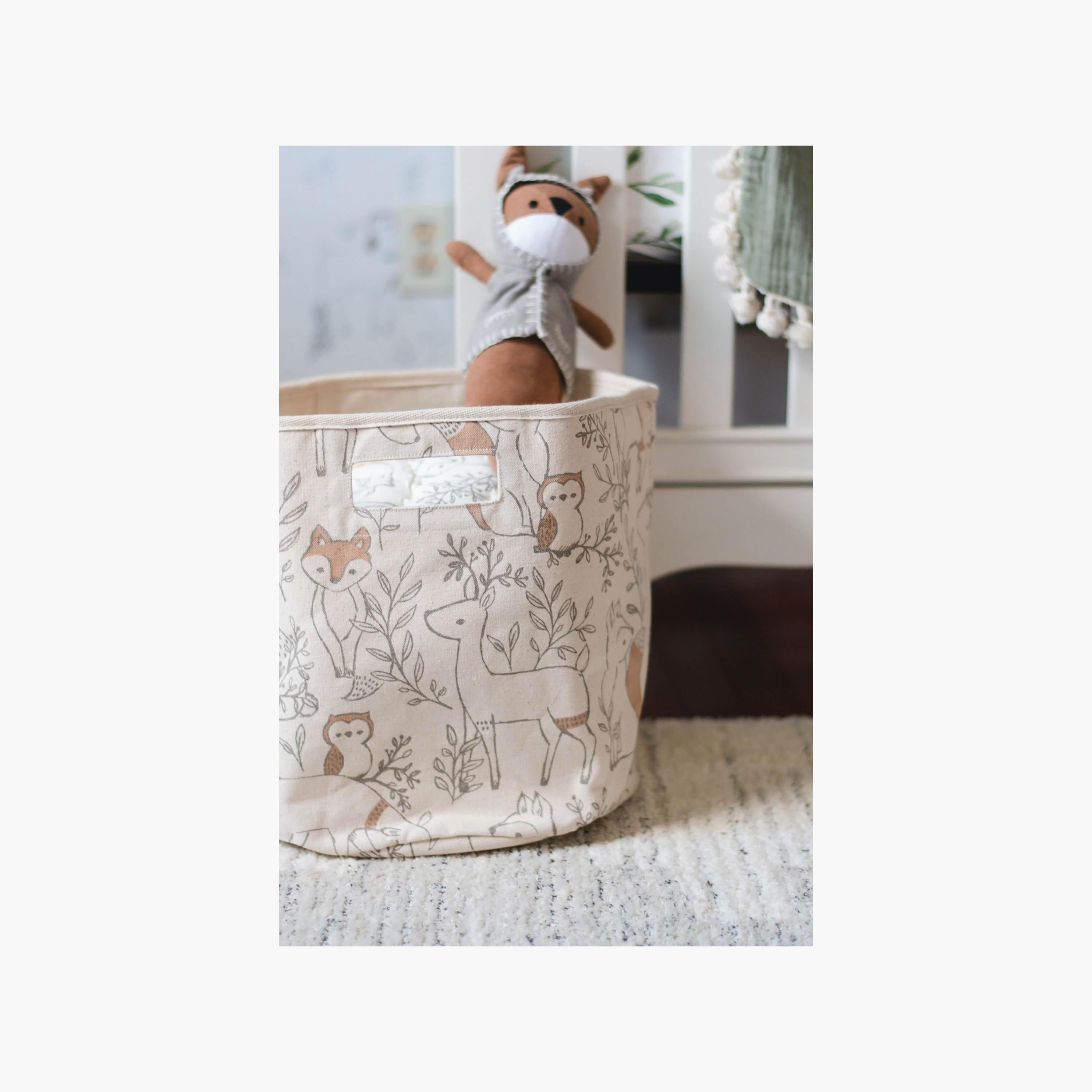 صندوق تخزين مصنوع يدوياً إيزرا من كرين بيبي-baby-nursery-roomdecor-image-7