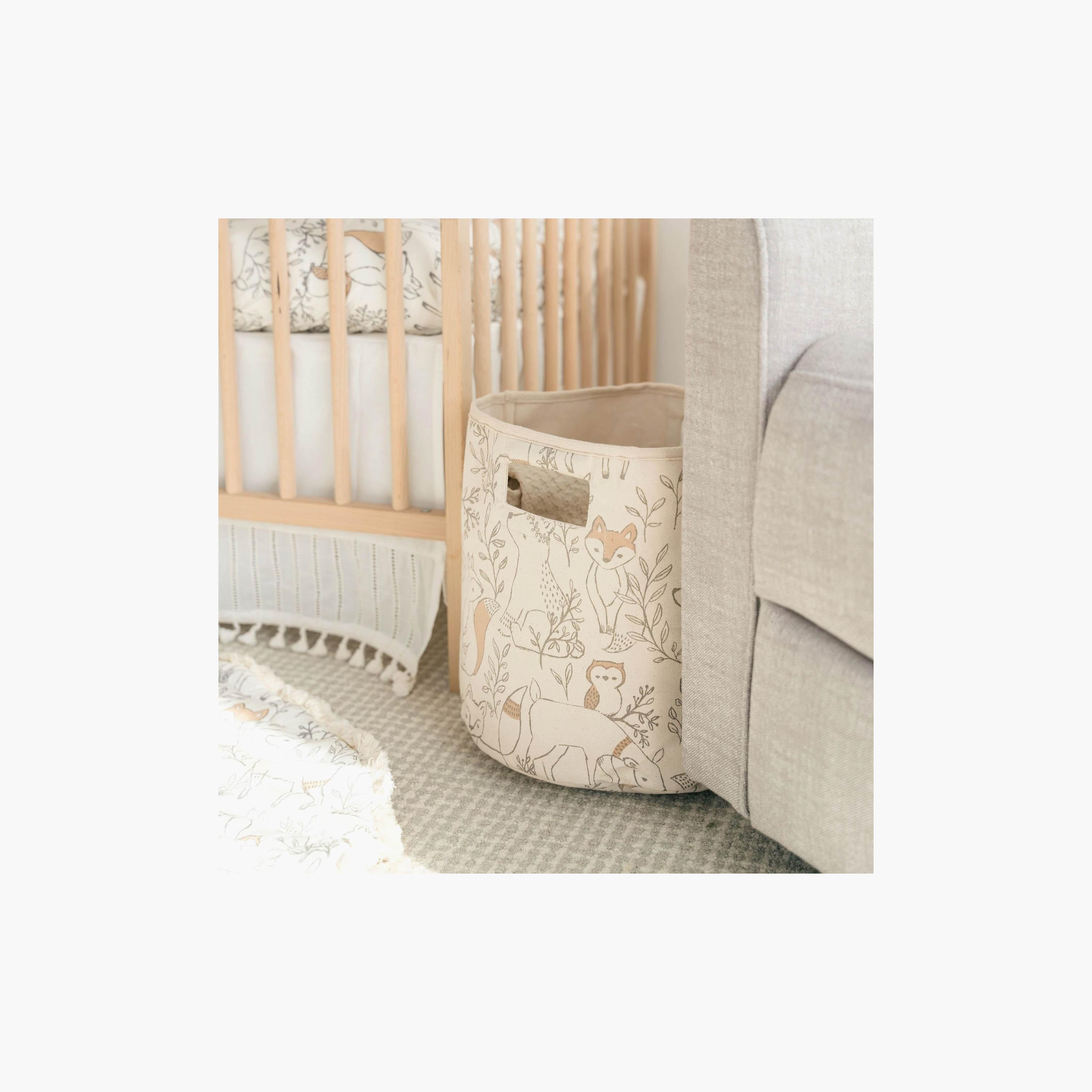 صندوق تخزين مصنوع يدوياً إيزرا من كرين بيبي-baby-nursery-roomdecor-image-8