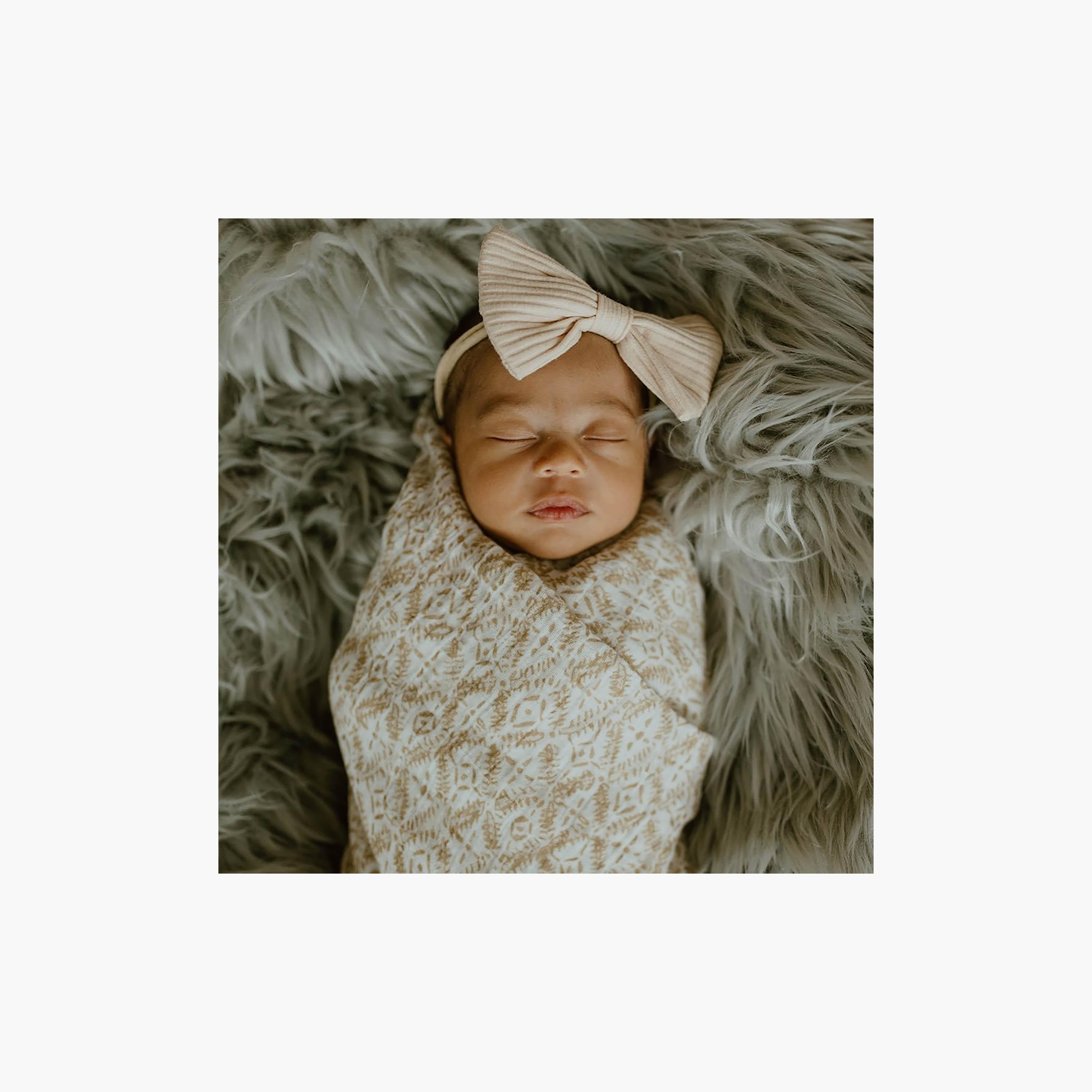 أقمطة موسلين للأطفال قطعتين من كرين بيبي-baby-nursery-blanketsandswaddles-receivingblankets-image-4